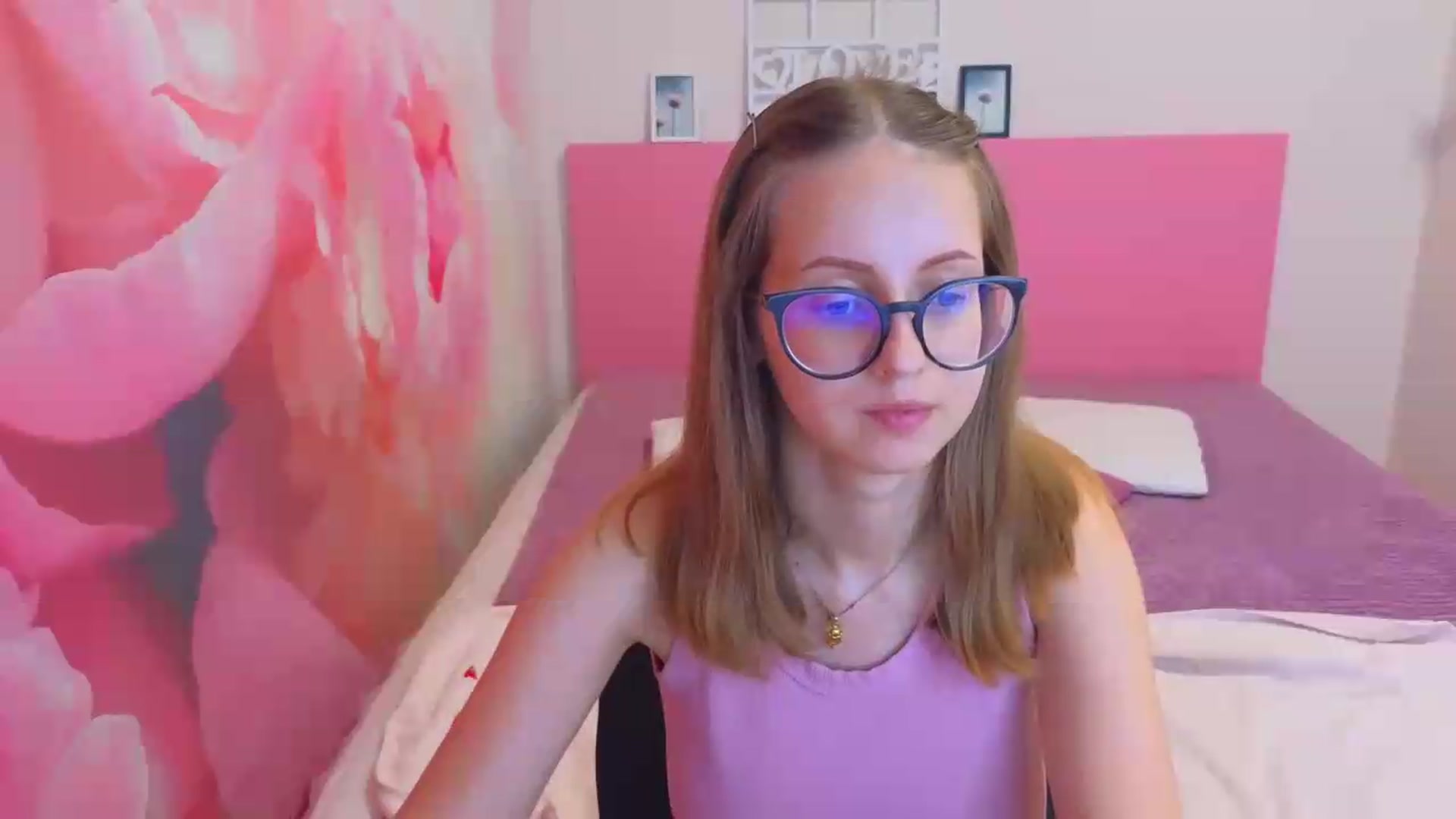 Gallery image thumbnail from Kristina_Adel's myfreecams stream on, 07/02/2026, 10:54 image 15 of 20