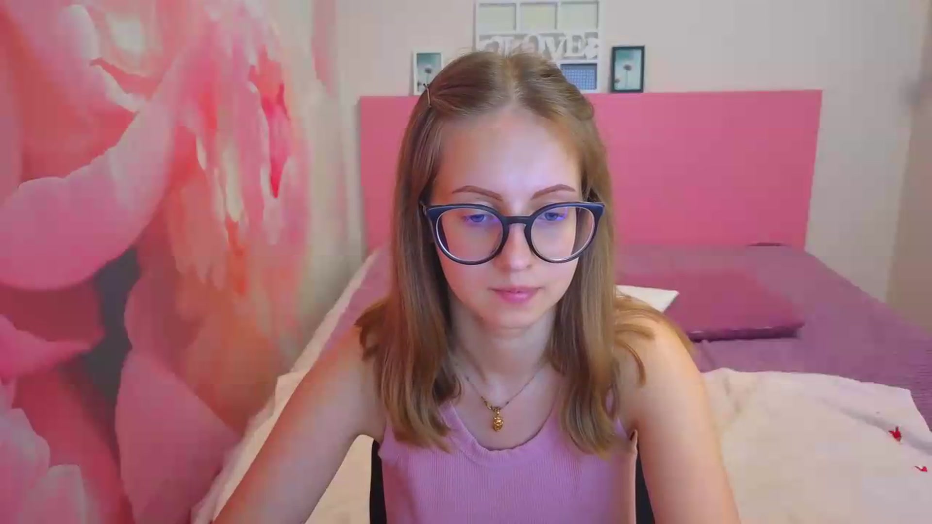 Gallery image thumbnail from Kristina_Adel's myfreecams stream on, 07/03/2026, 10:43 image 17 of 20