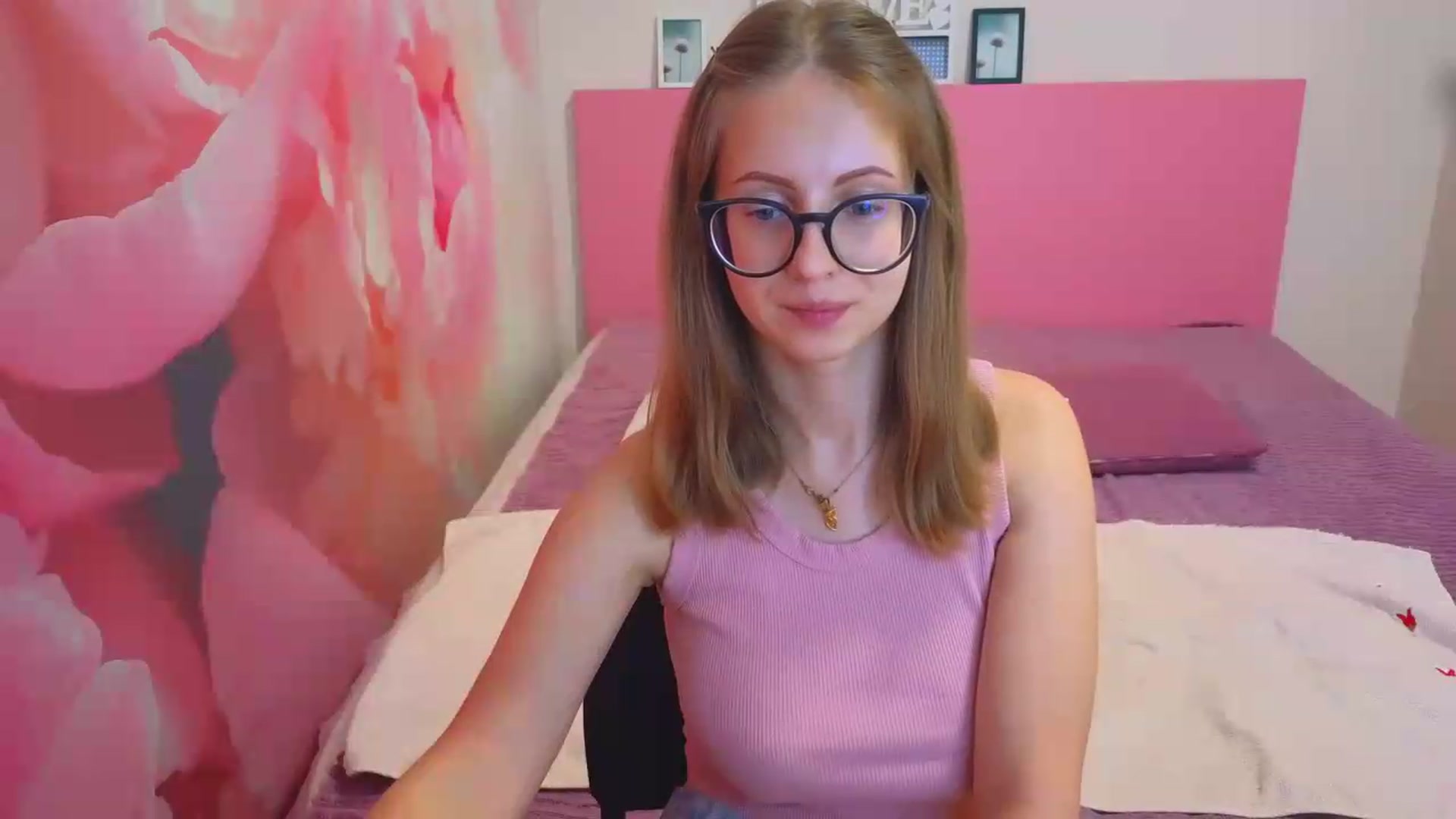Gallery image thumbnail from Kristina_Adel's myfreecams stream on, 07/03/2026, 10:43 image 9 of 20