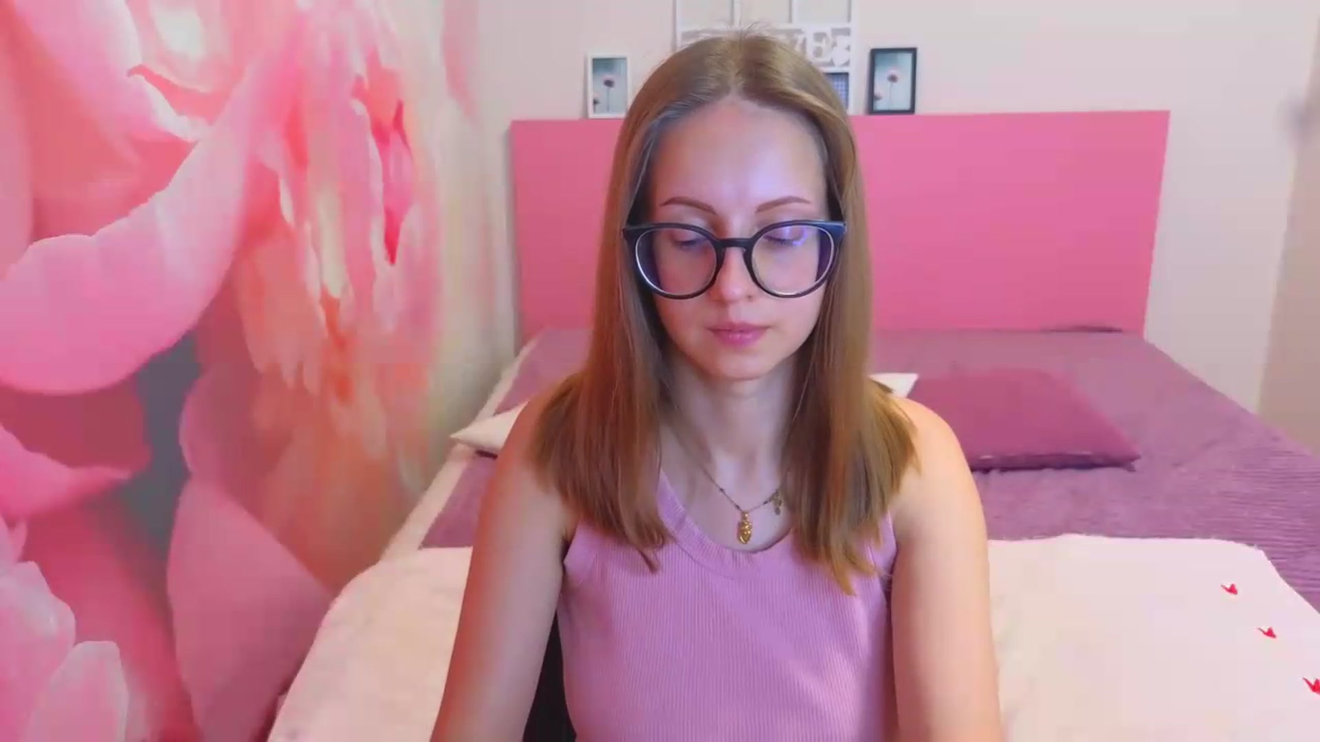 Gallery image thumbnail from Kristina_Adel's myfreecams stream on, 07/06/2026, 07:31 image 4 of 20