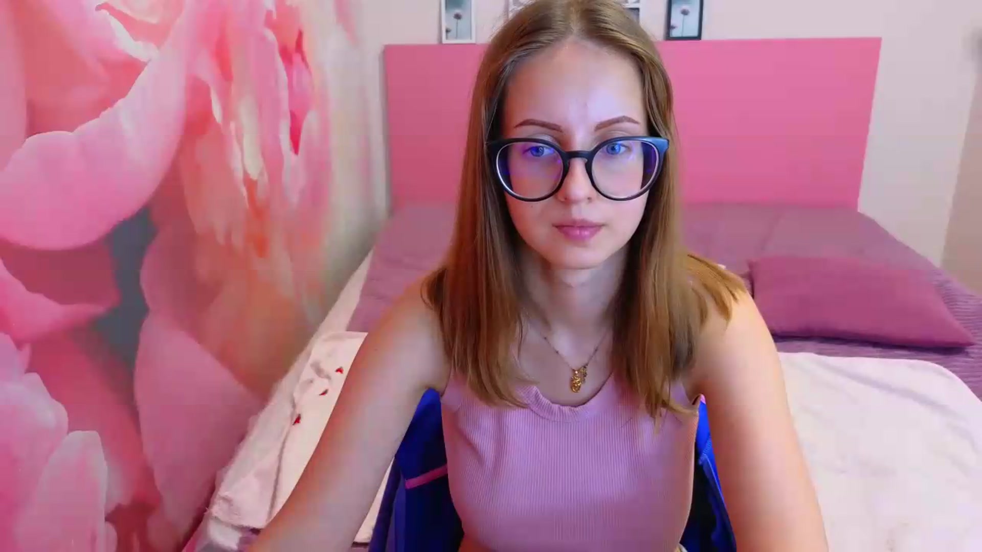 Gallery image thumbnail from Kristina_Adel's myfreecams stream on, 07/09/2026, 08:35 image 20 of 20
