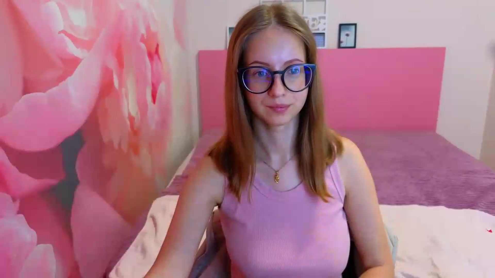 Gallery image thumbnail from Kristina_Adel's myfreecams stream on, 07/20/2026, 06:53 image 7 of 20
