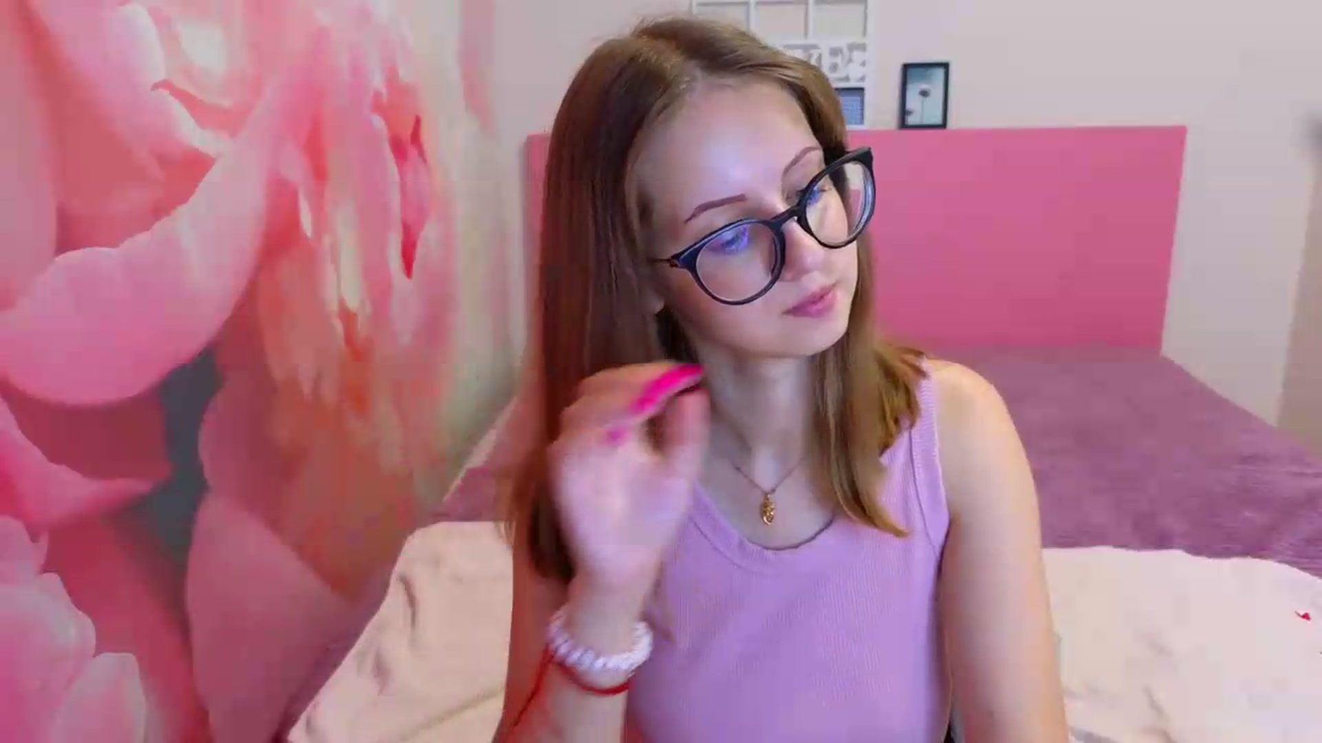 Gallery image thumbnail from Kristina_Adel's myfreecams stream on, 07/20/2026, 06:53 image 3 of 20