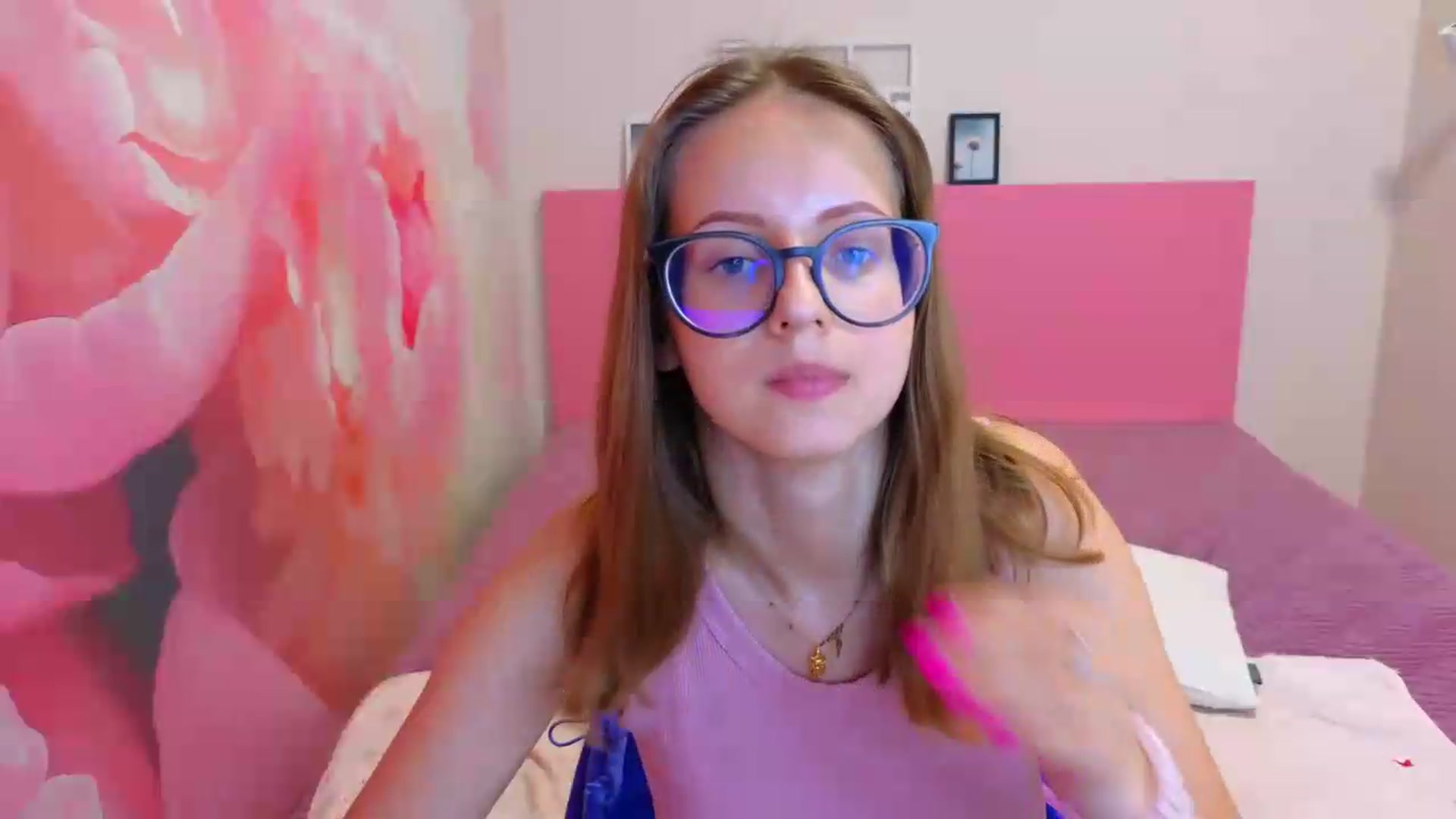 Gallery image thumbnail from Kristina_Adel's myfreecams stream on, 07/21/2026, 10:51 image 17 of 20