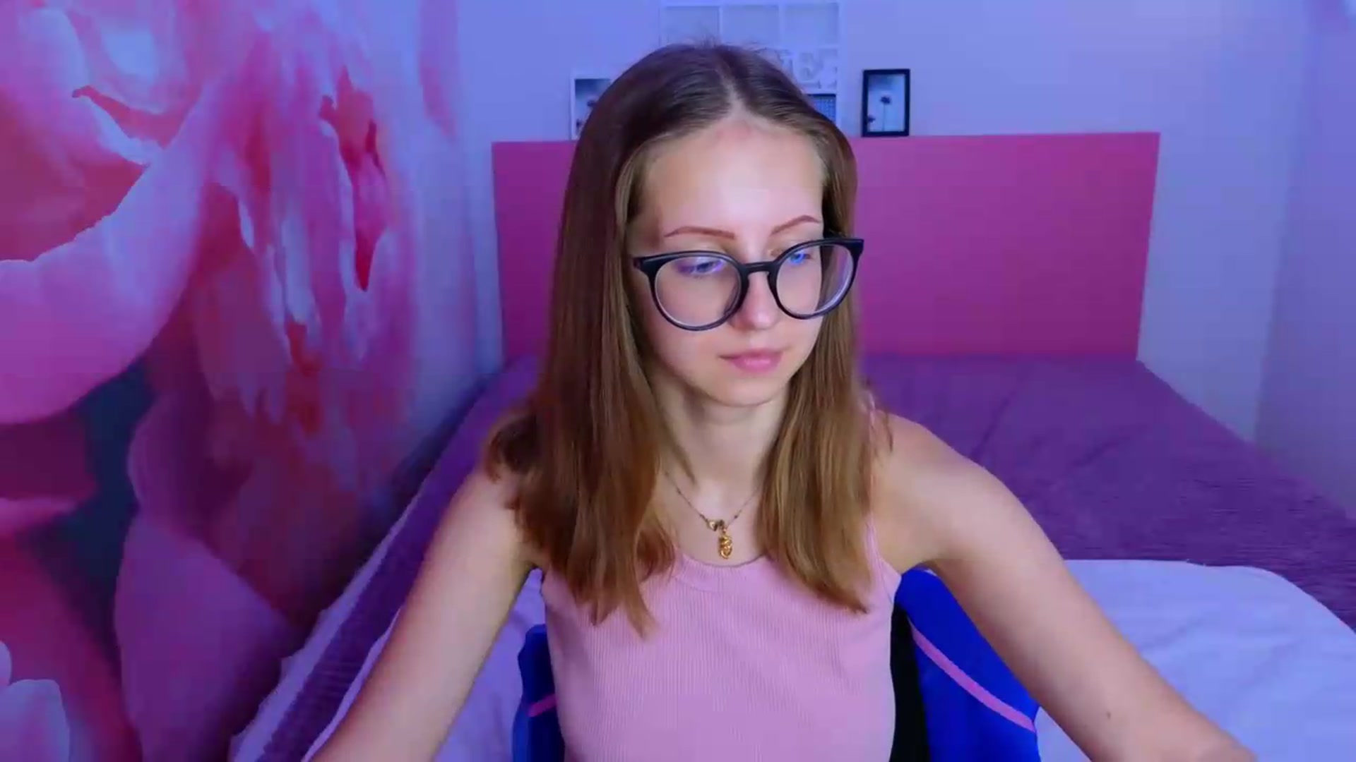 Gallery image thumbnail from Kristina_Adel's myfreecams stream on, 07/27/2026, 08:32 image 16 of 20