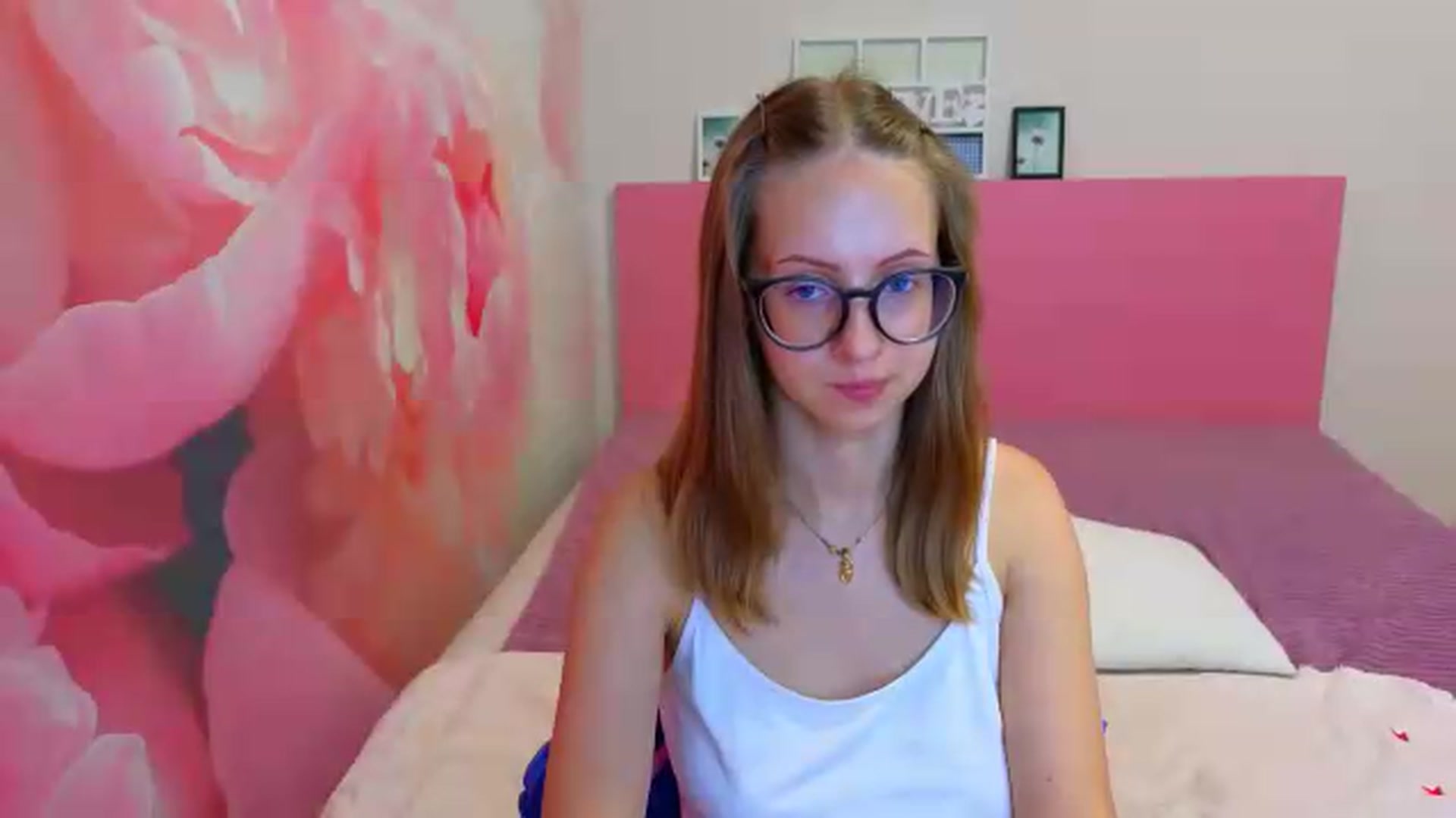 Gallery image thumbnail from Kristina_Adel's myfreecams stream on, 07/28/2026, 10:50 image 18 of 20