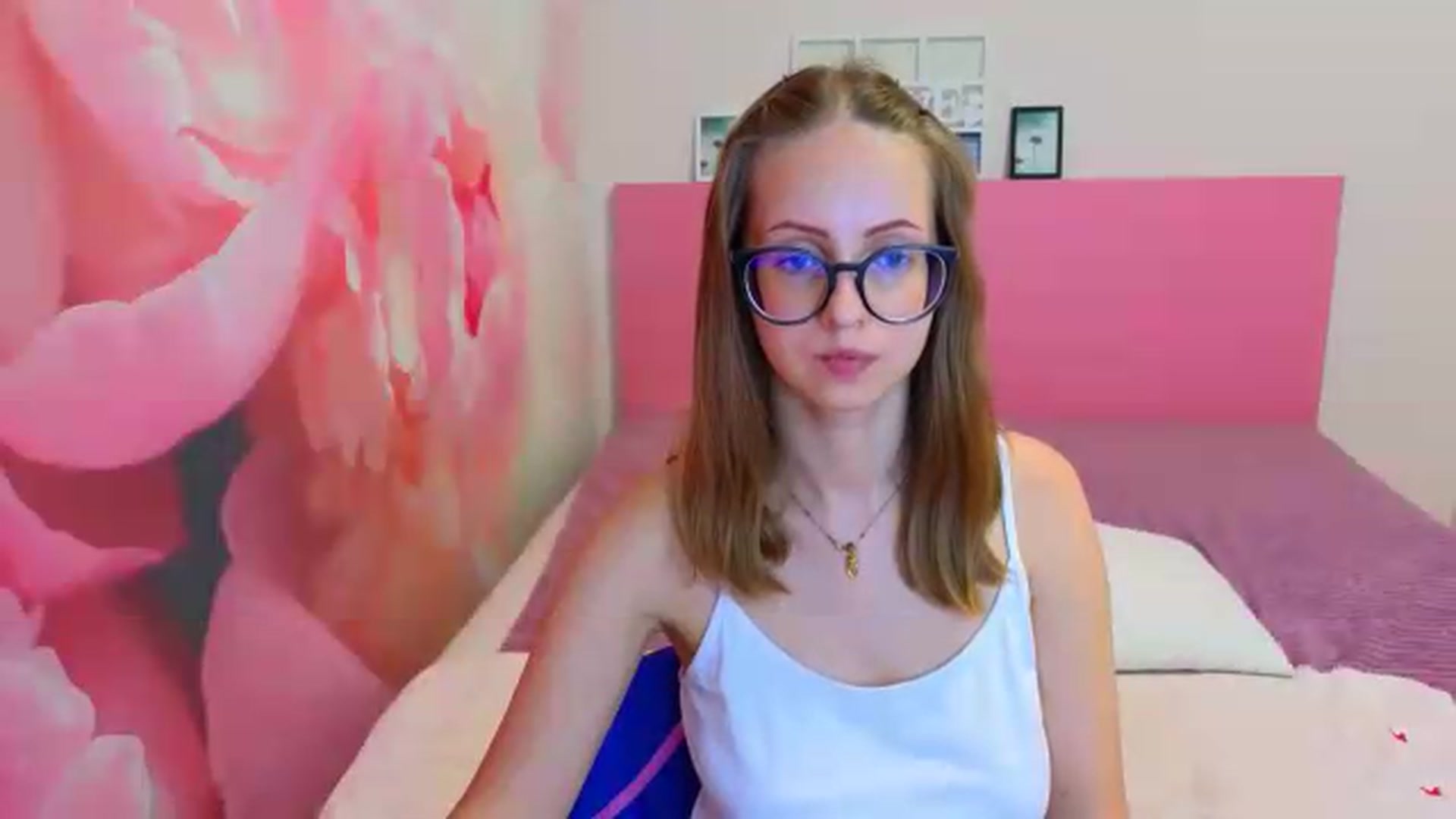 Gallery image thumbnail from Kristina_Adel's myfreecams stream on, 07/28/2026, 10:50 image 15 of 20