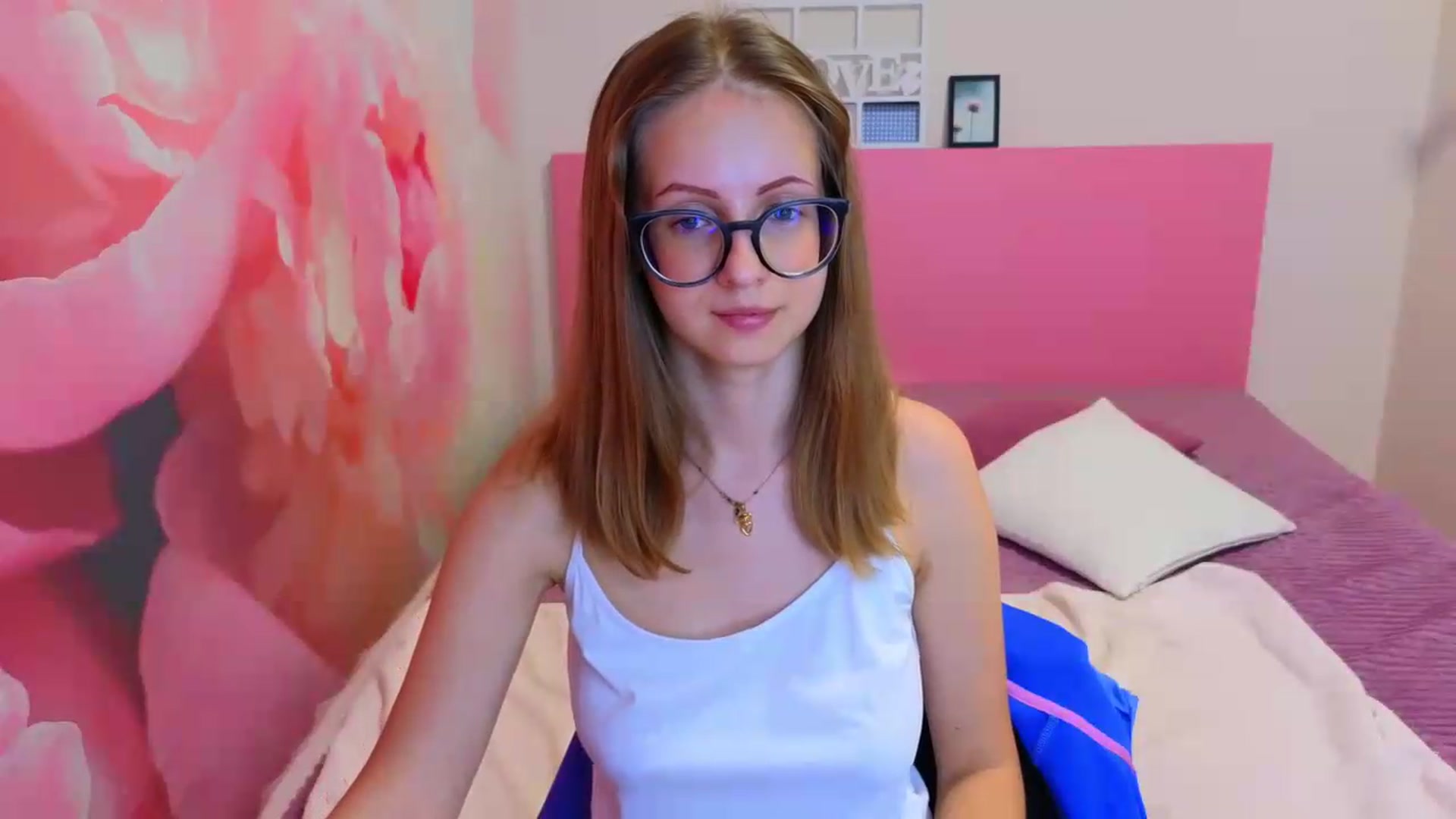 Gallery image thumbnail from Kristina_Adel's myfreecams stream on, 07/29/2026, 08:38 image 6 of 20