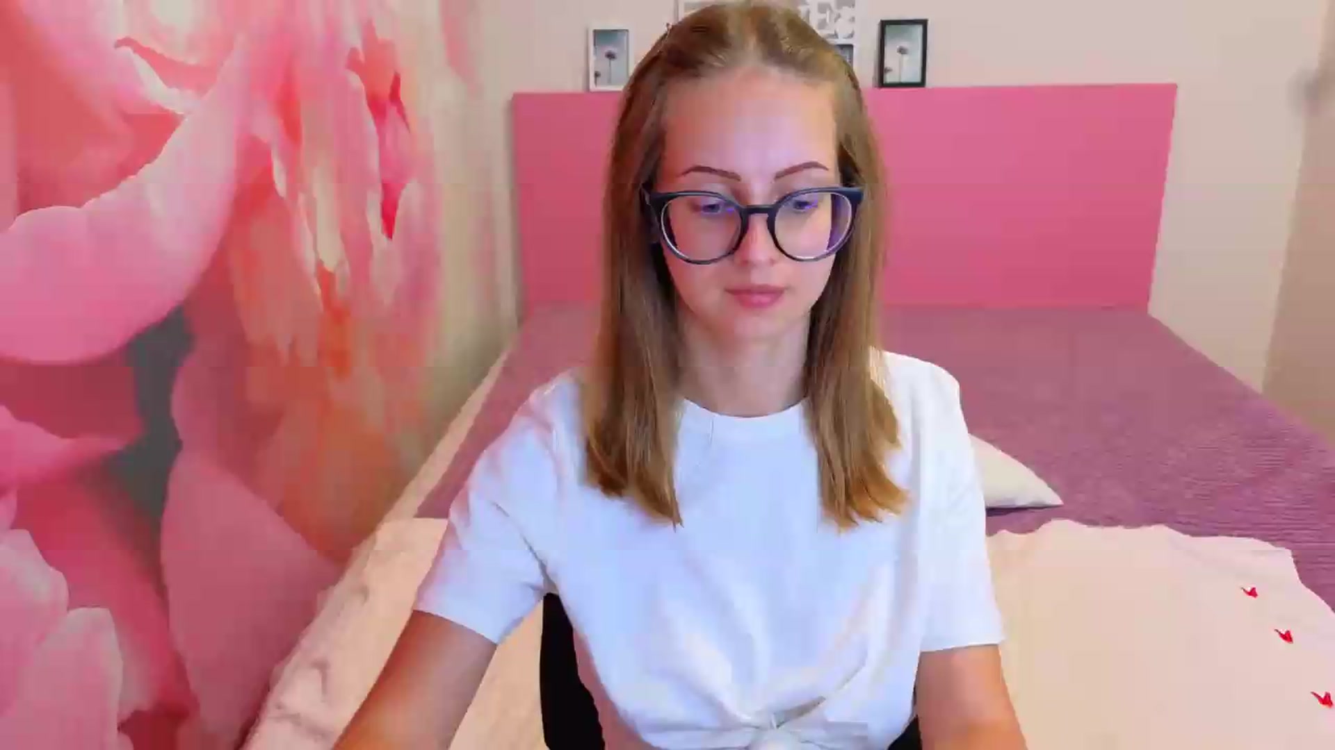 Gallery image thumbnail from Kristina_Adel's myfreecams stream on, 08/03/2026, 10:40 image 1 of 20