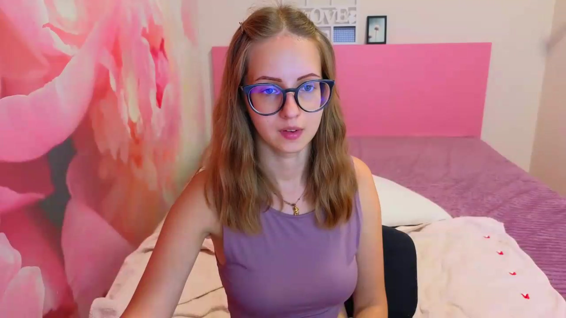 Gallery image thumbnail from Kristina_Adel's myfreecams stream on, 08/05/2026, 08:34 image 9 of 20