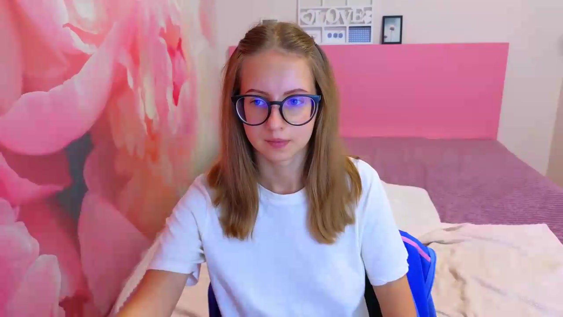 Gallery image thumbnail from Kristina_Adel's myfreecams stream on, 08/20/2026, 07:41 image 6 of 20