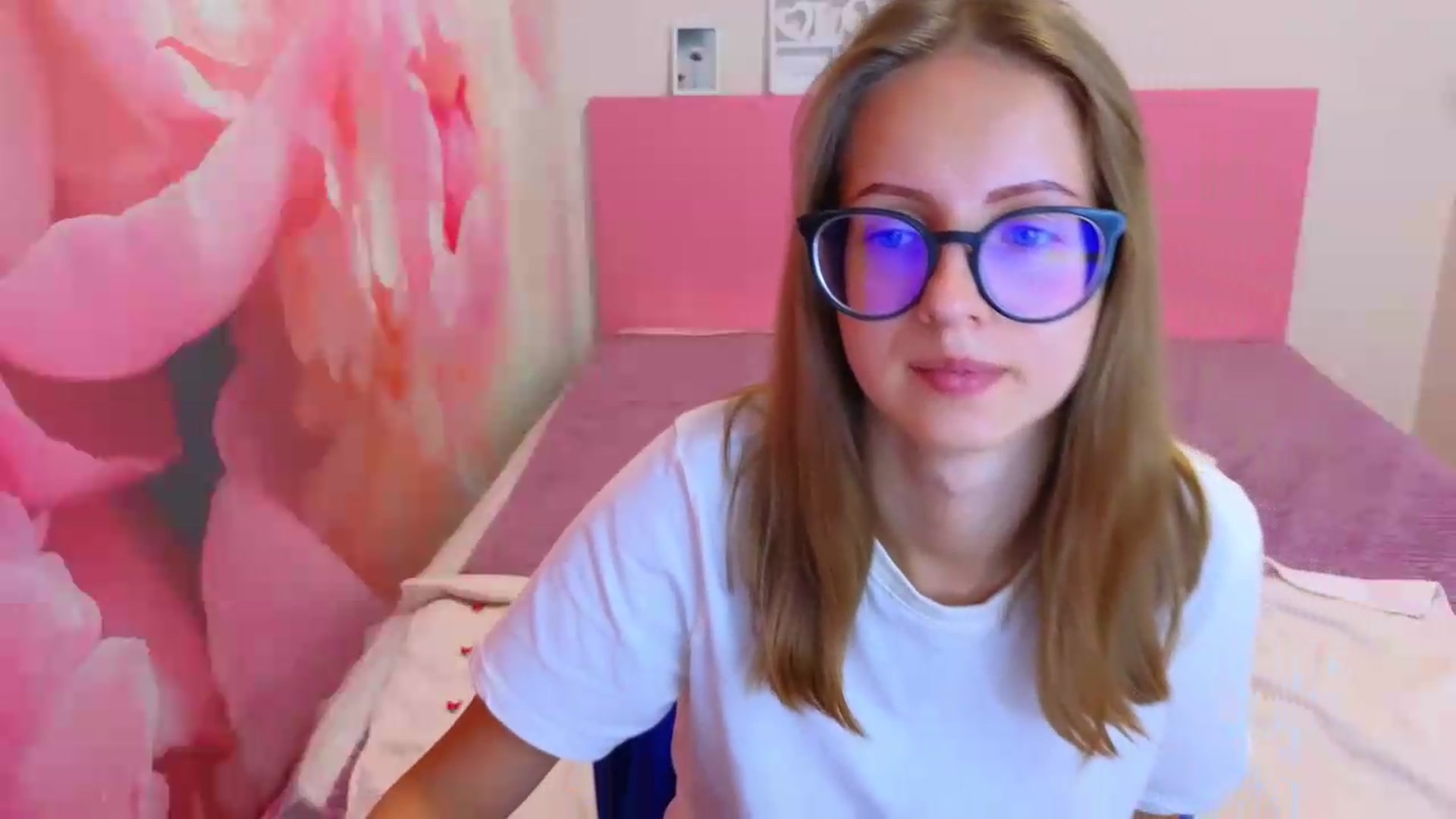 Gallery image thumbnail from Kristina_Adel's myfreecams stream on, 08/20/2026, 10:47 image 4 of 20