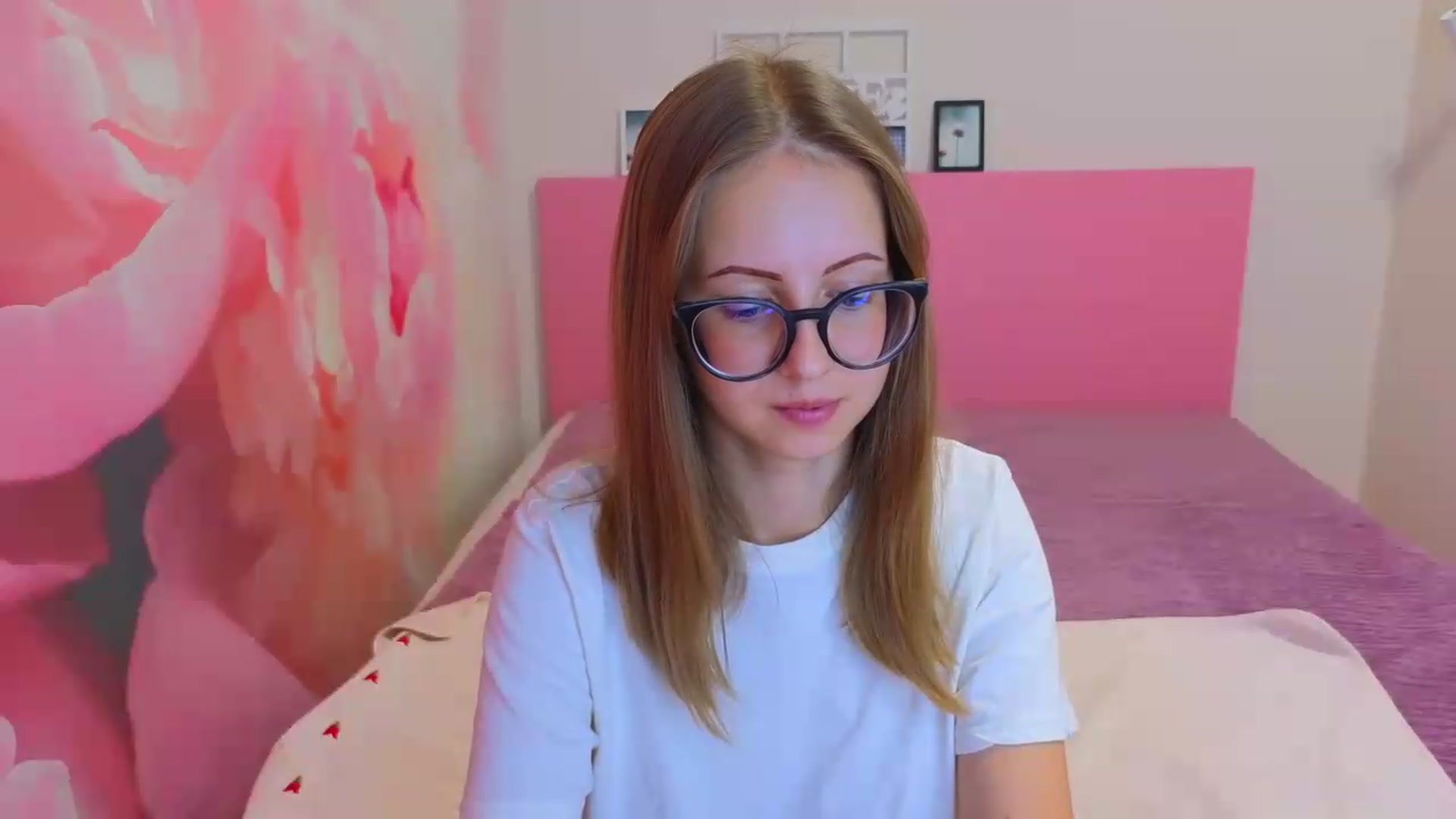 Gallery image thumbnail from Kristina_Adel's myfreecams stream on, 08/24/2026, 06:45 image 6 of 20