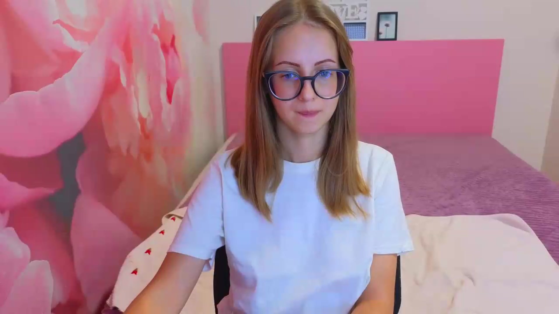 Gallery image thumbnail from Kristina_Adel's myfreecams stream on, 08/24/2026, 07:43 image 2 of 20