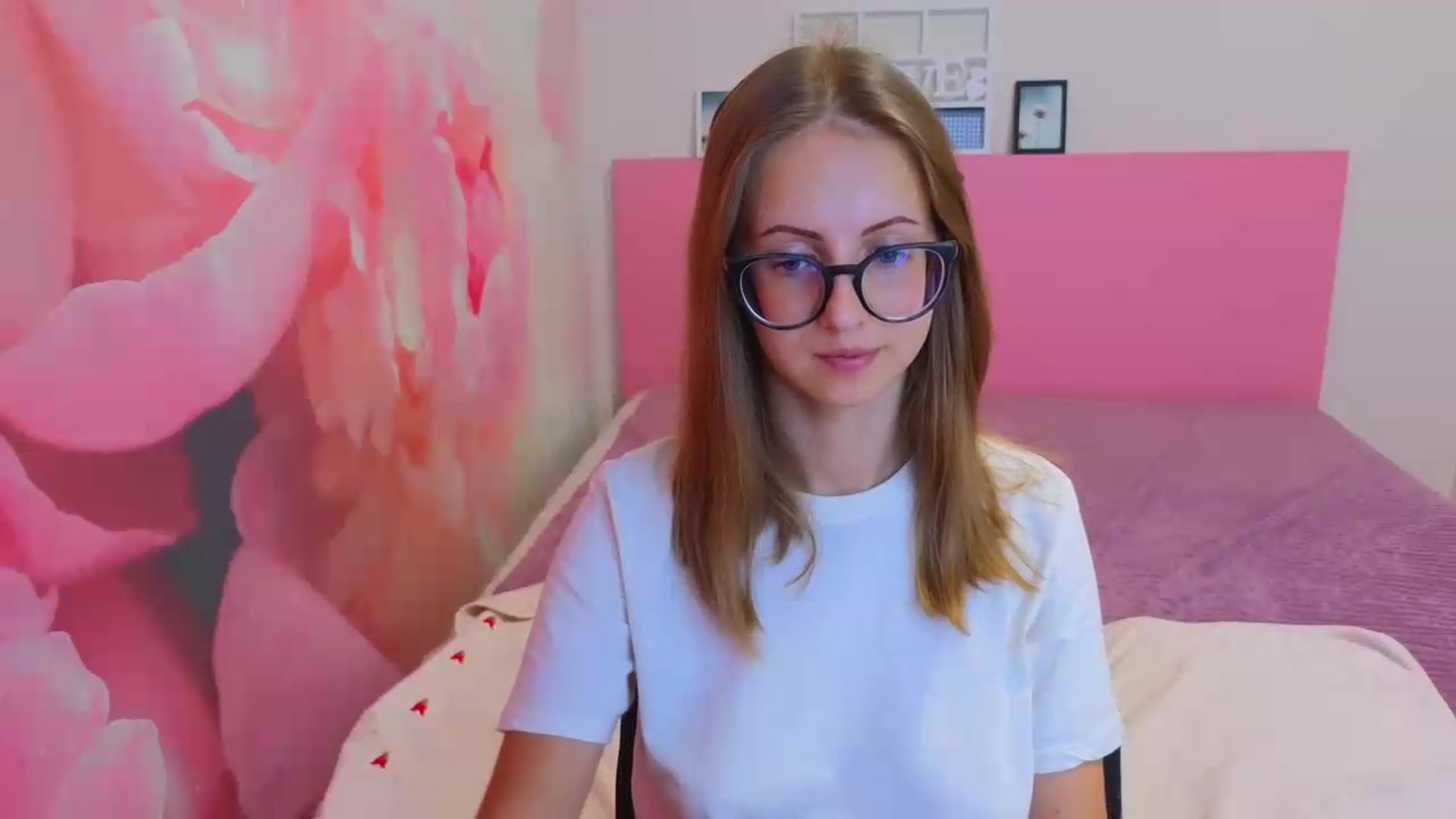 Gallery image thumbnail from Kristina_Adel's myfreecams stream on, 08/24/2026, 09:30 image 15 of 20