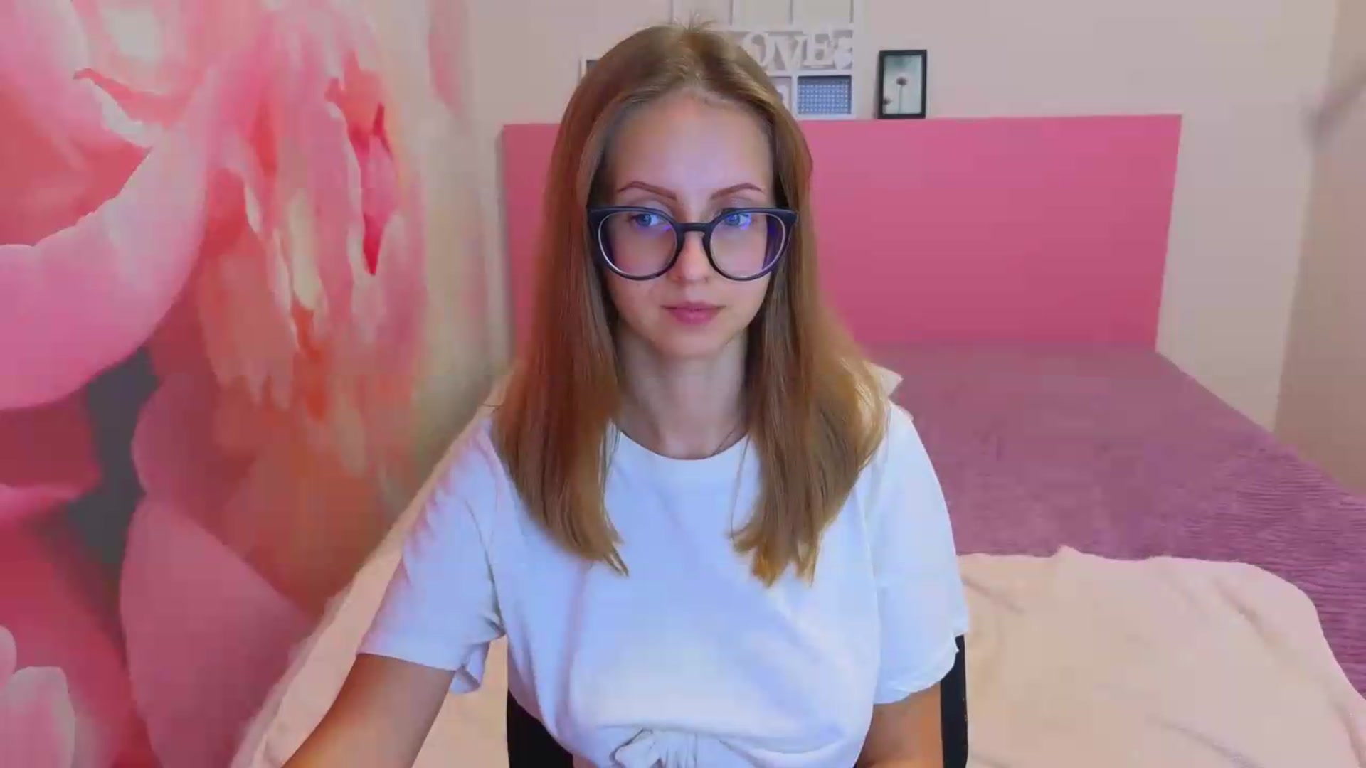 Gallery image thumbnail from Kristina_Adel's myfreecams stream on, 08/26/2026, 10:30 image 9 of 20
