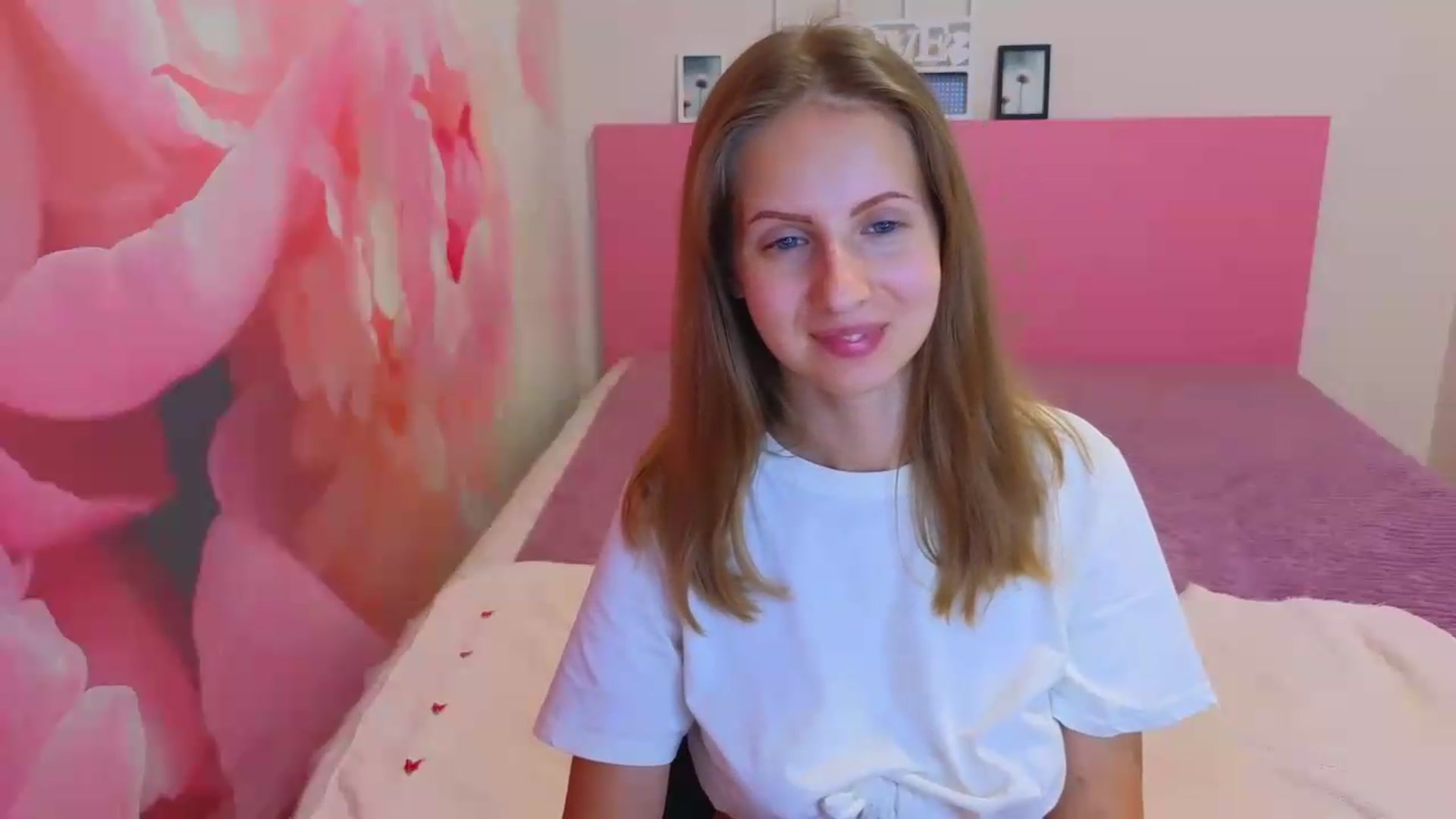Gallery image thumbnail from Kristina_Adel's myfreecams stream on, 08/26/2026, 10:30 image 19 of 20