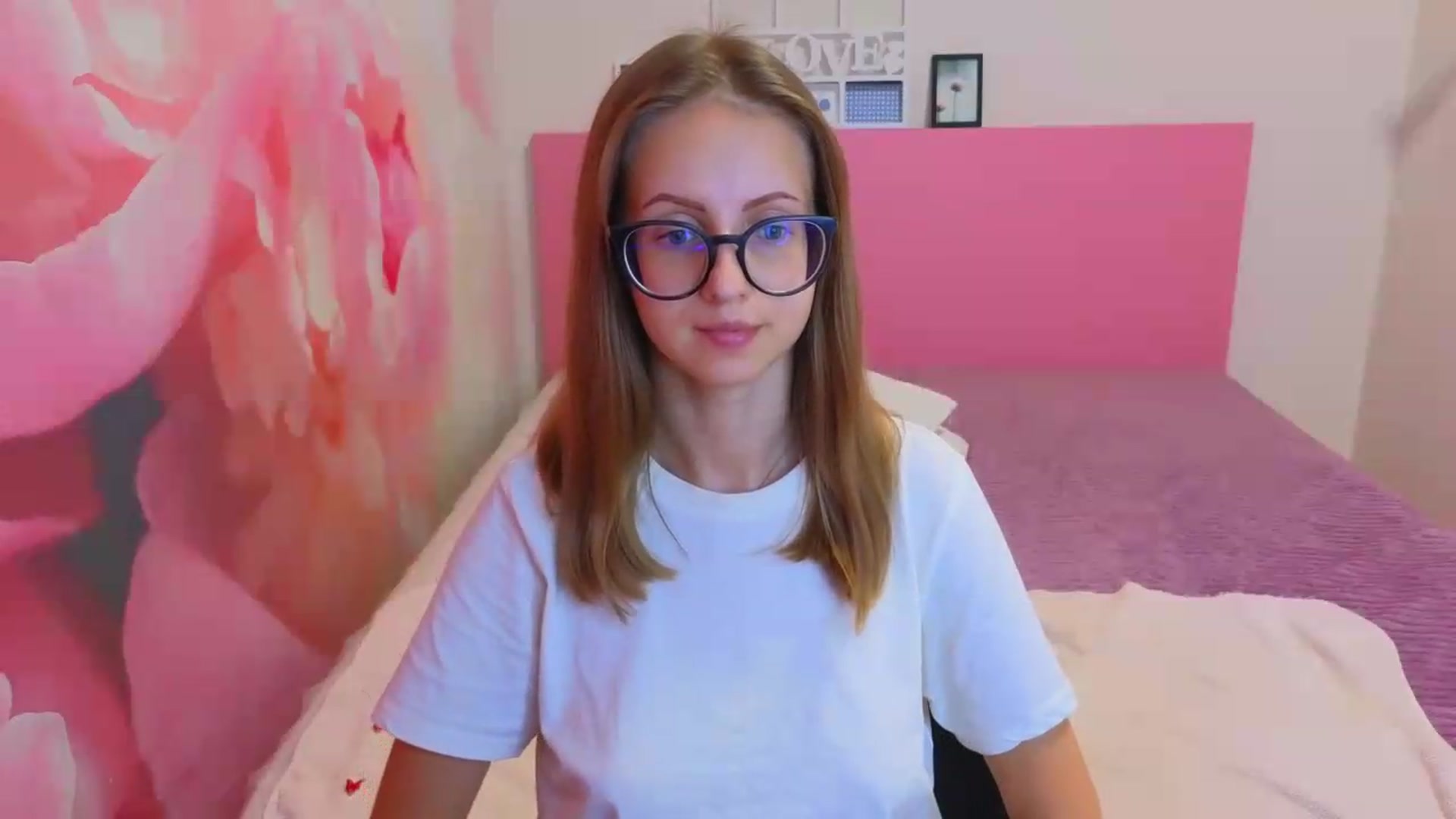Gallery image thumbnail from Kristina_Adel's myfreecams stream on, 08/26/2026, 10:30 image 2 of 20
