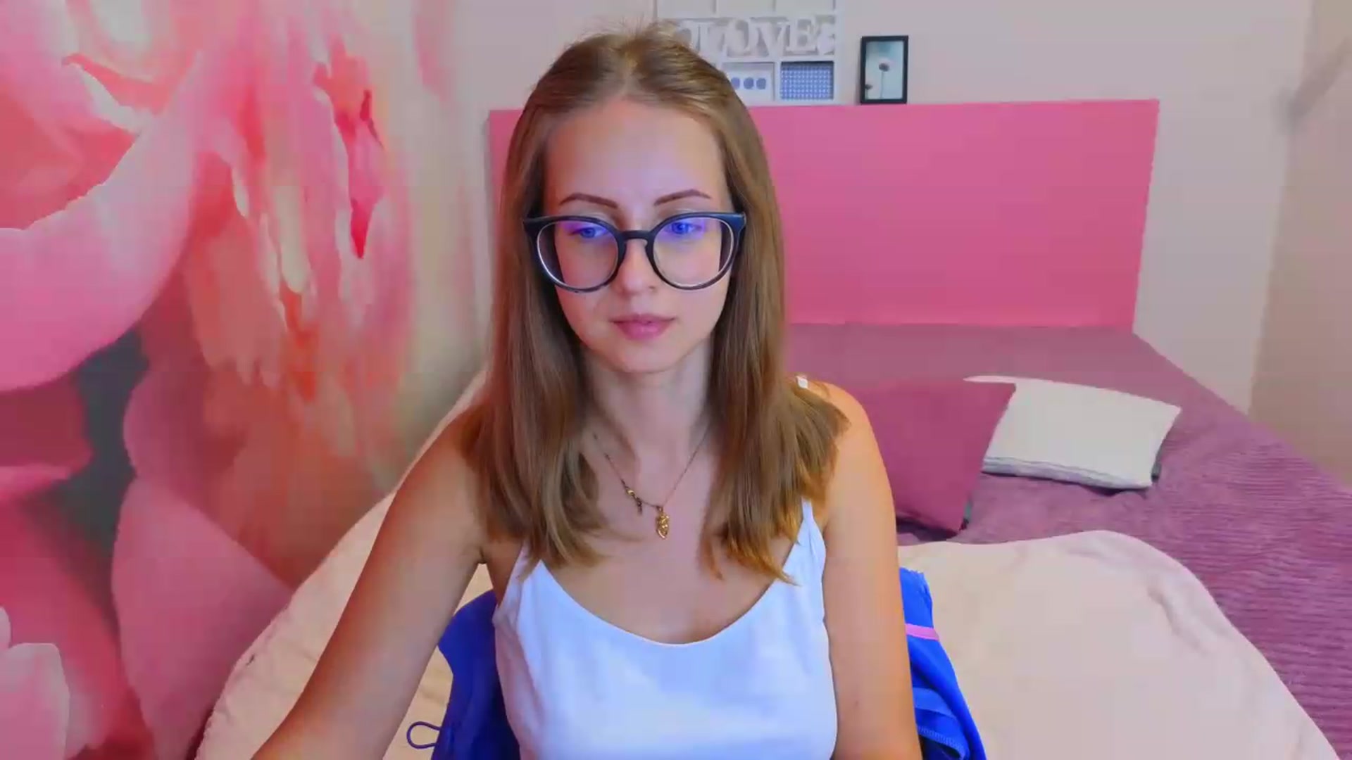 Gallery image thumbnail from Kristina_Adel's myfreecams stream on, 08/29/2026, 09:34 image 4 of 20