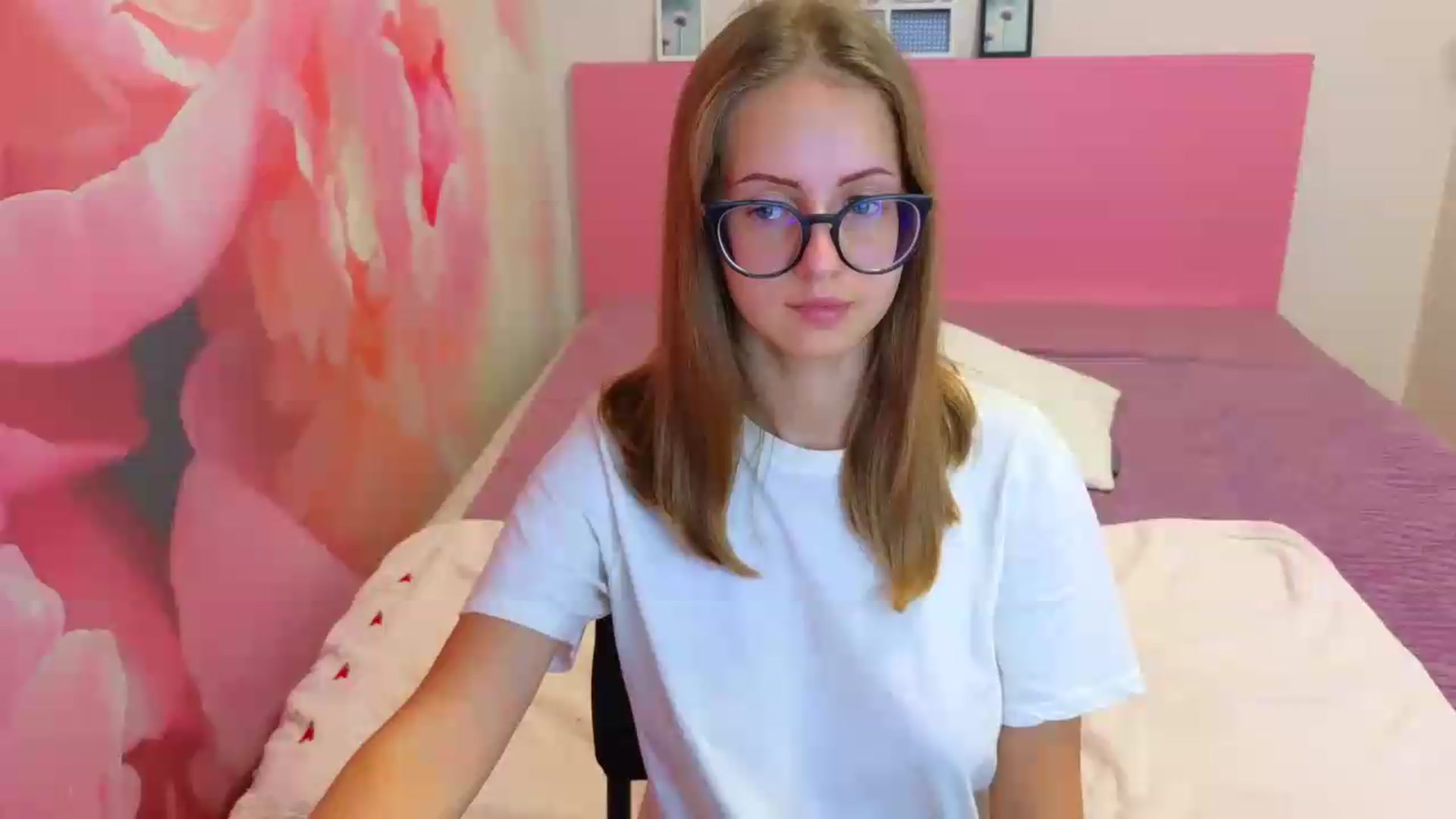 Gallery image thumbnail from Kristina_Adel's myfreecams stream on, 08/31/2026, 08:29 image 9 of 20
