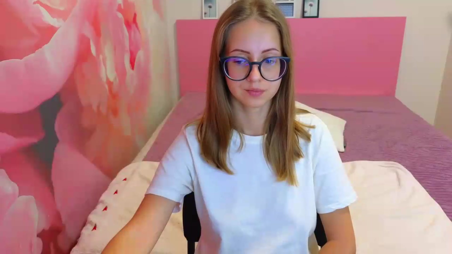 Gallery image thumbnail from Kristina_Adel's myfreecams stream on, 08/31/2026, 08:29 image 4 of 20