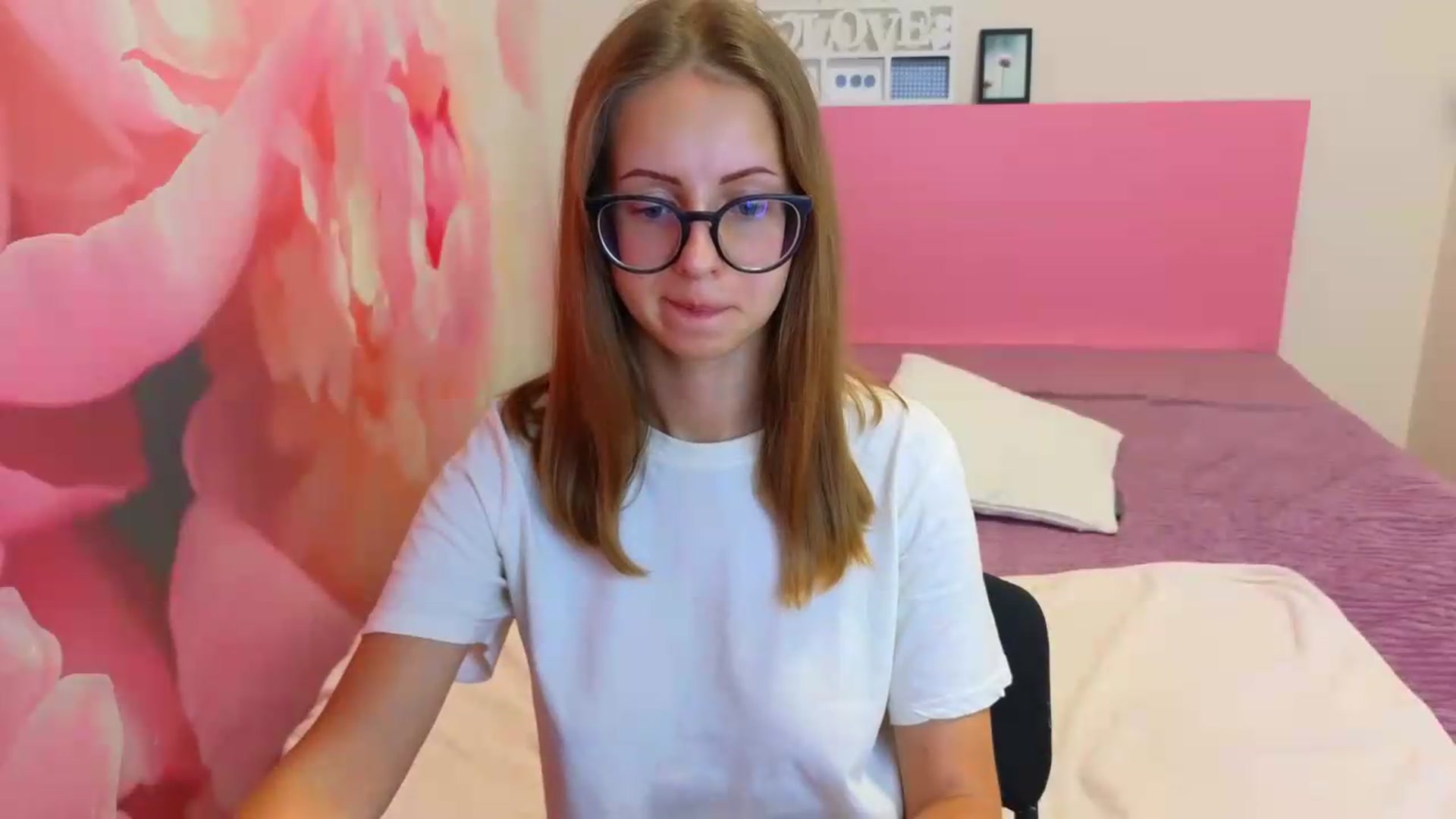 Gallery image thumbnail from Kristina_Adel's myfreecams stream on, 08/31/2026, 08:29 image 20 of 20