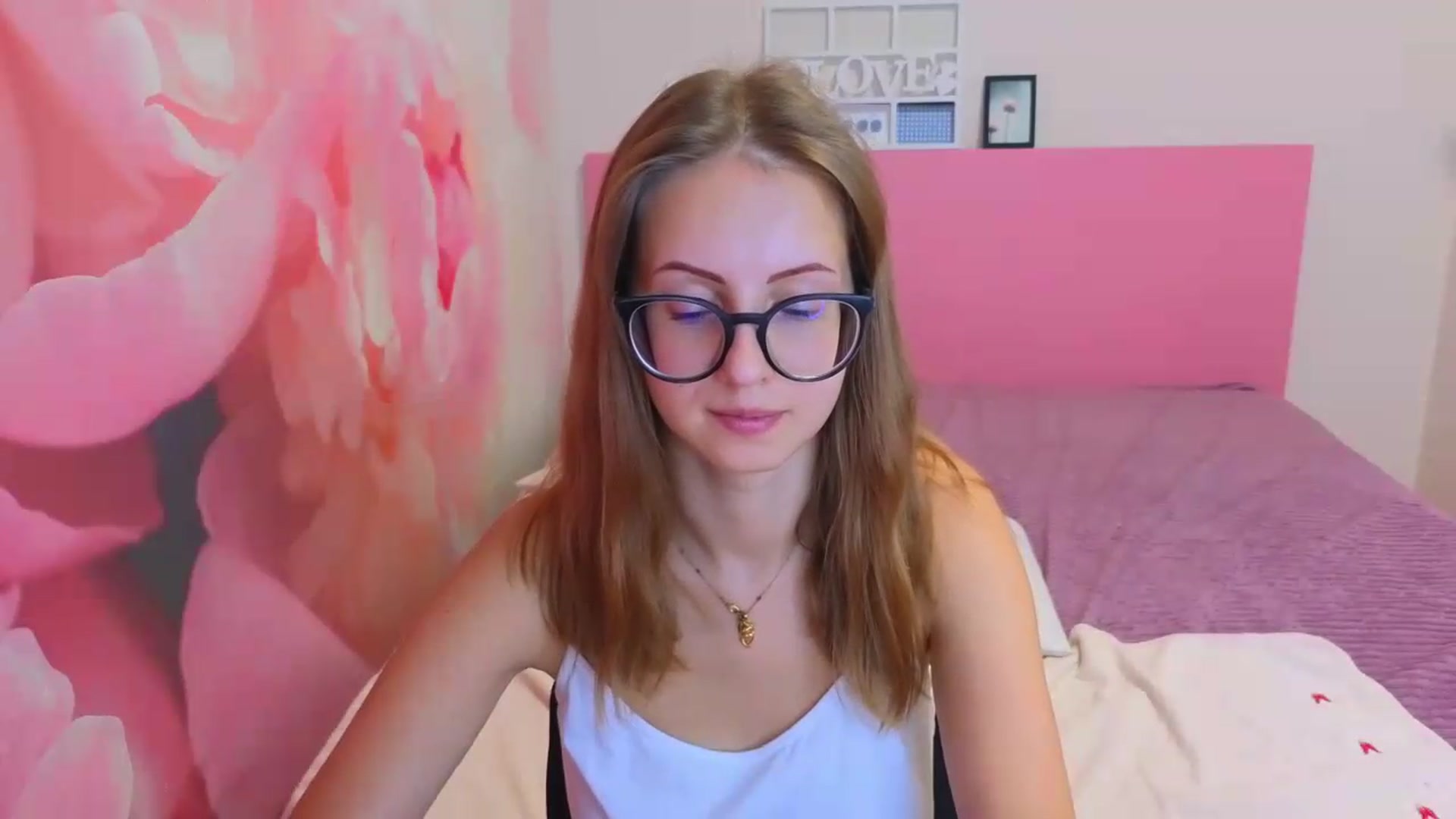 Gallery image thumbnail from Kristina_Adel's myfreecams stream on, 09/02/2026, 08:07 image 16 of 20