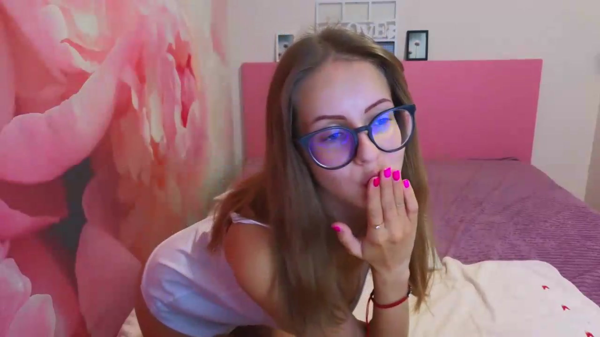 Gallery image thumbnail from Kristina_Adel's myfreecams stream on, 09/02/2026, 08:07 image 12 of 20
