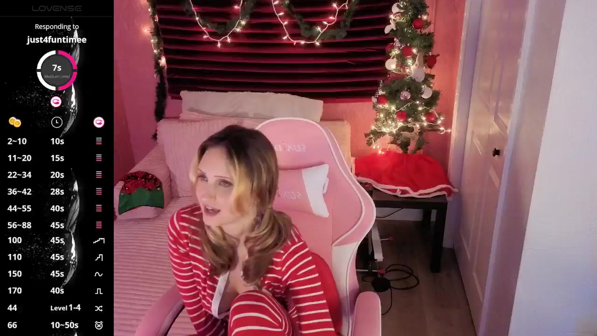 Gallery image thumbnail from KristineKayxo's myfreecams stream on, 12/26/2025, 02:29 image 6 of 20