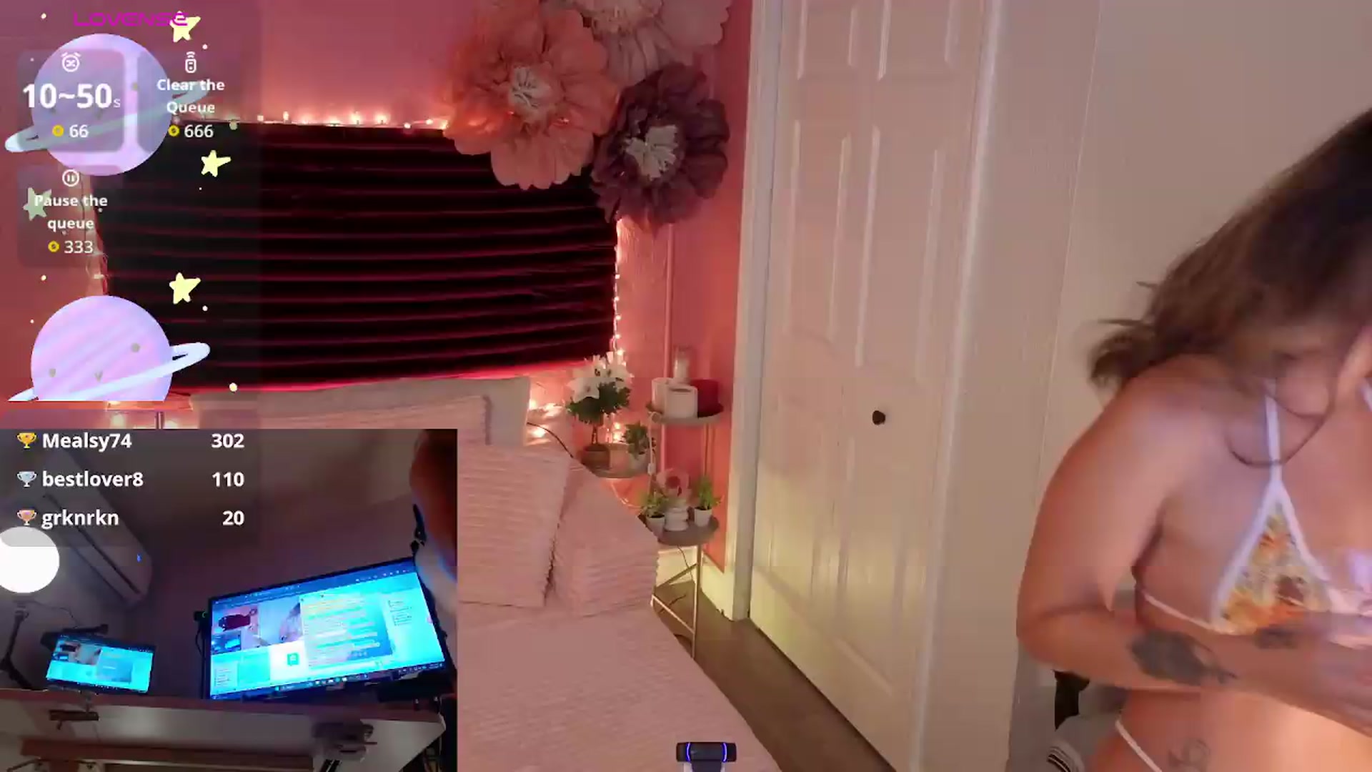 Gallery image thumbnail from KristineKayxo's myfreecams stream on, 08/23/2026, 01:02 image 8 of 20
