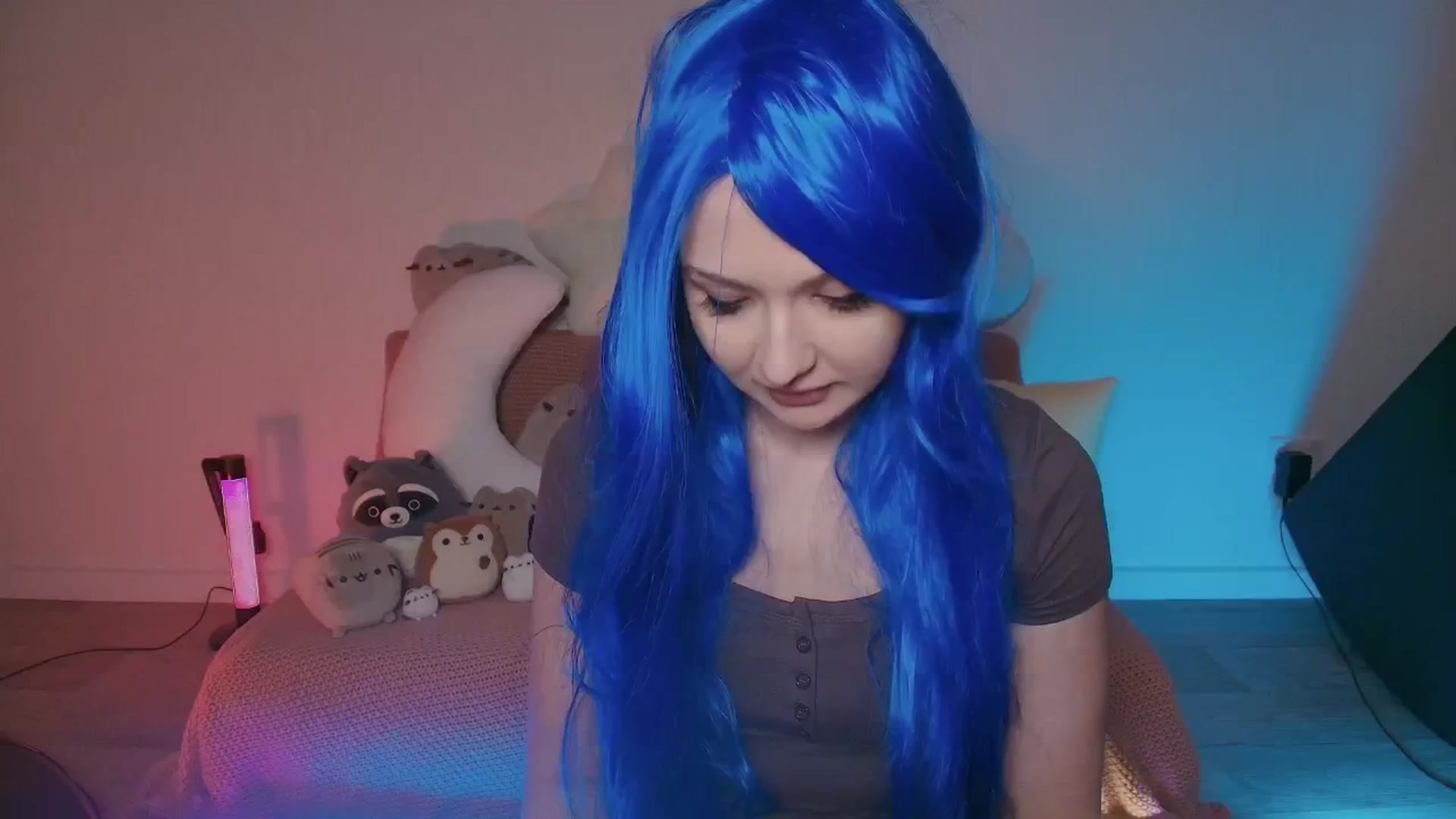 Gallery image thumbnail from Kristy6Kris's myfreecams stream on, 10/26/2025, 02:45 image 12 of 20
