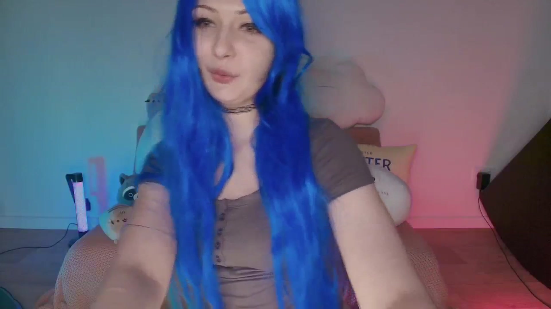 Gallery image thumbnail from Kristy6Kris's myfreecams stream on, 10/26/2025, 06:34 image 3 of 20