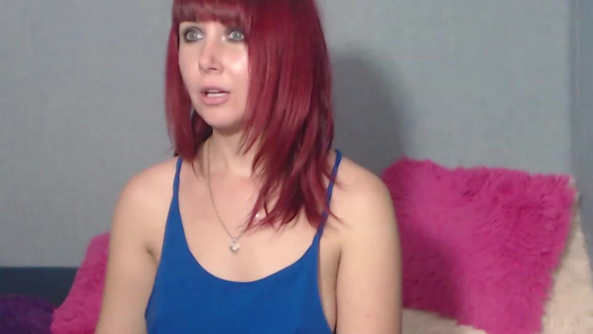 Gallery image thumbnail from Kronada's myfreecams stream on, 12/01/2022, 11:52 image 17 of 20
