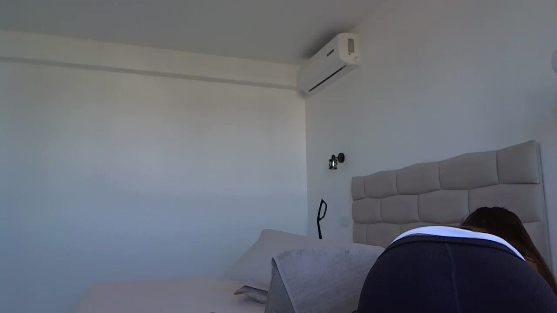 Gallery image thumbnail from Krys_'s myfreecams stream on, 10/10/2025, 09:13 image 18 of 20