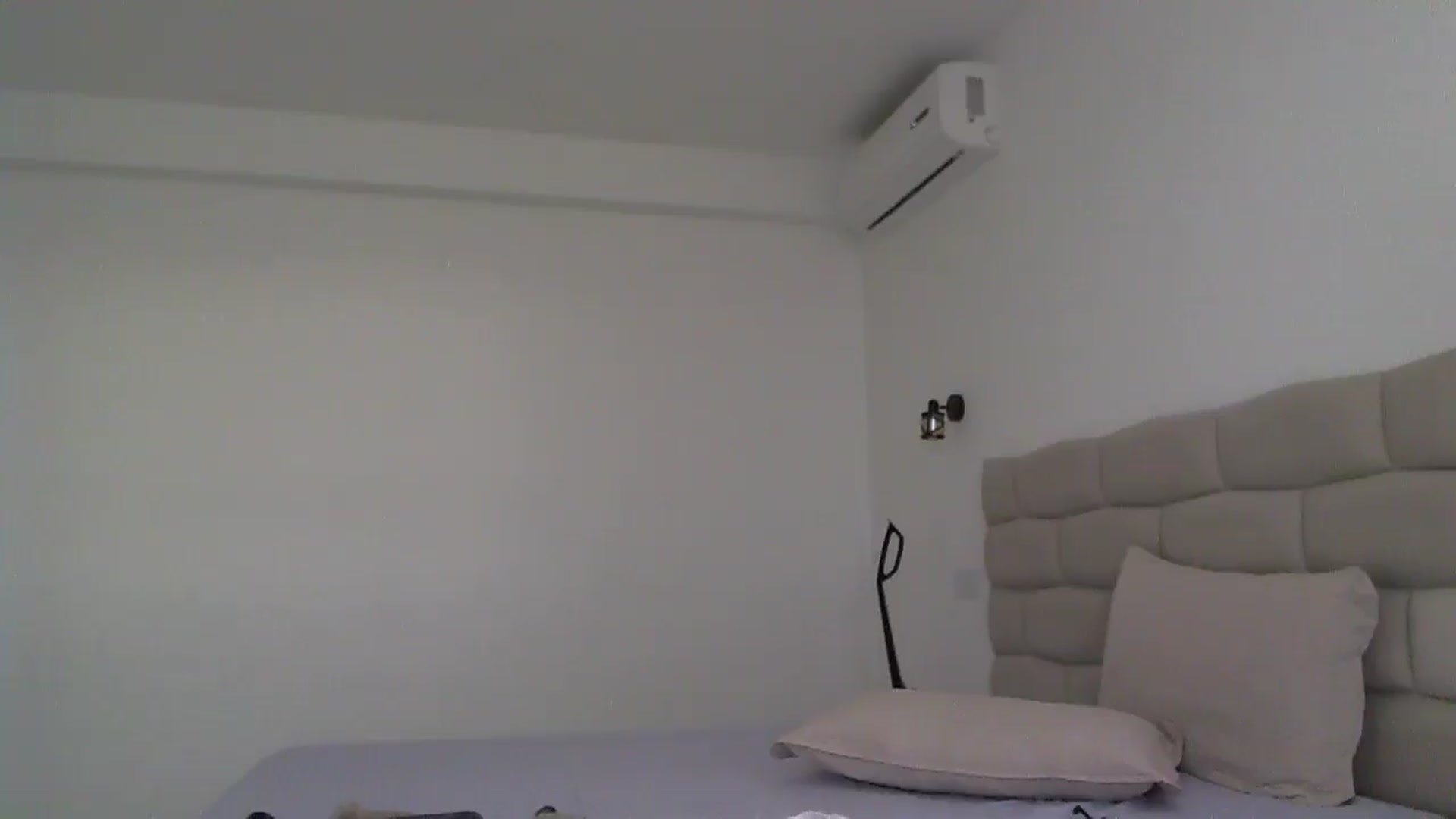 Gallery image thumbnail from Krys_'s myfreecams stream on, 10/12/2025, 15:22 image 18 of 20