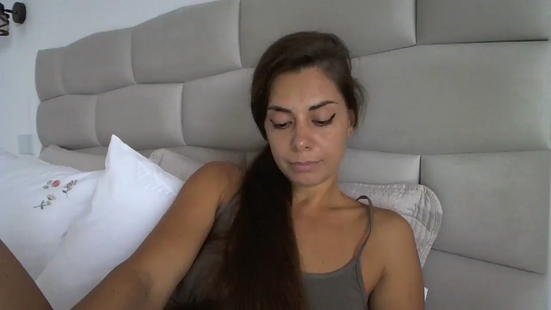 Gallery image thumbnail from Krys_'s myfreecams stream on, 11/04/2025, 10:12 image 18 of 20