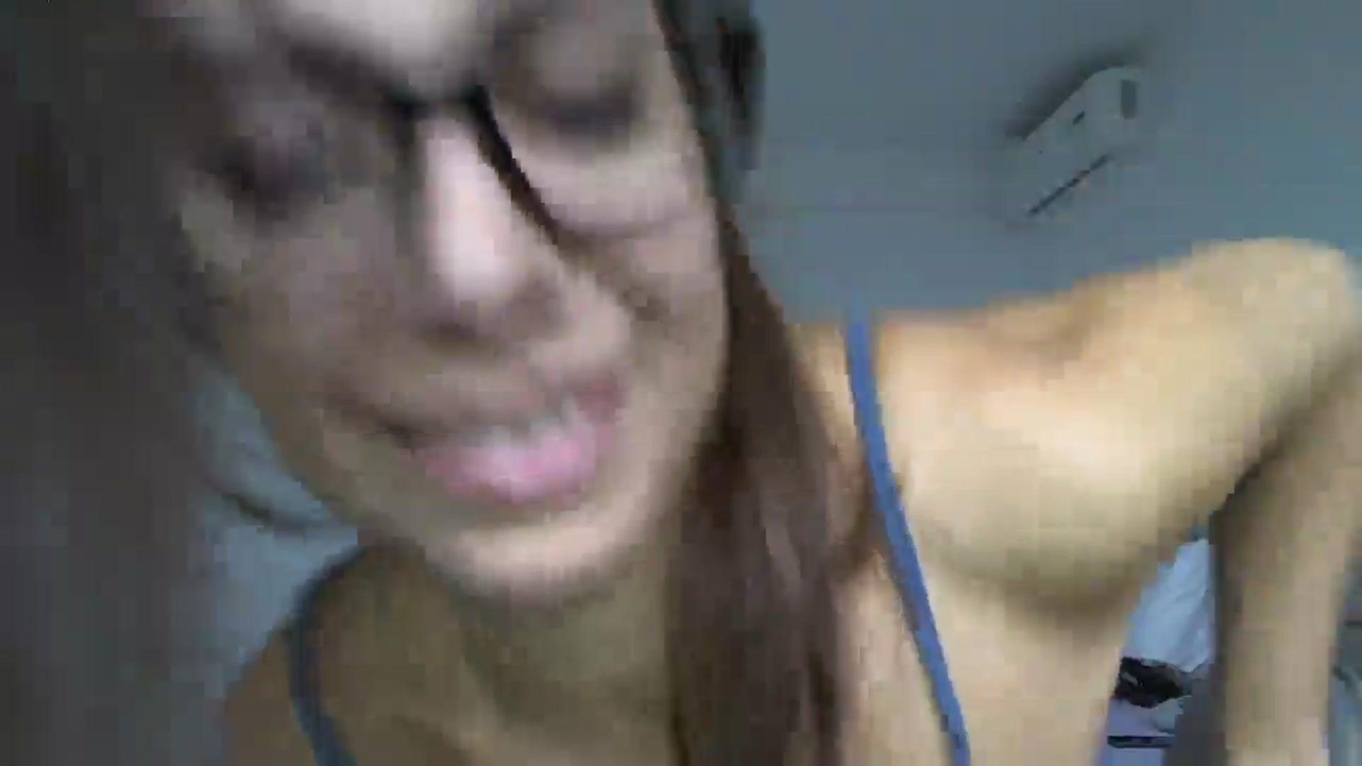 Gallery image thumbnail from Krys_'s myfreecams stream on, 01/07/2026, 12:04 image 19 of 20