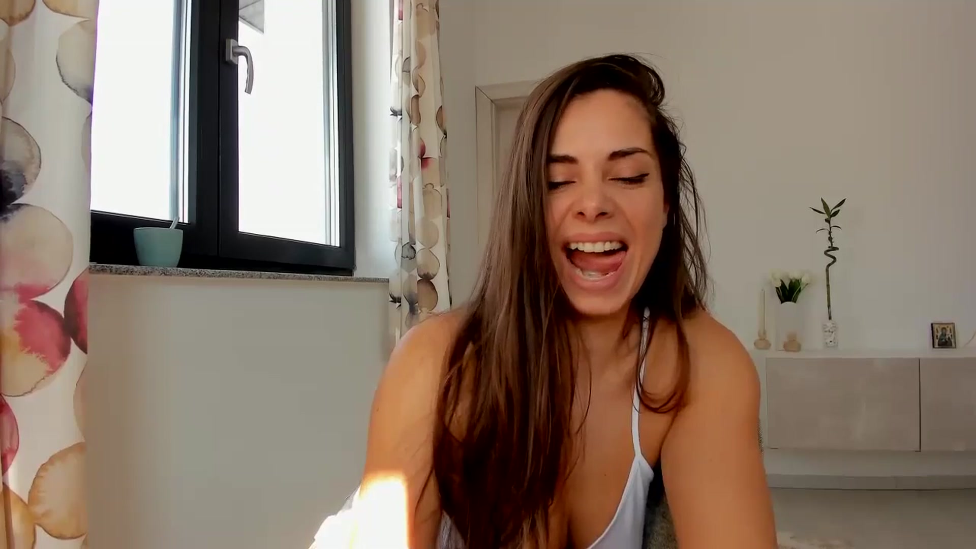 Gallery image thumbnail from Krys_'s myfreecams stream on, 02/27/2026, 12:48 image 2 of 20