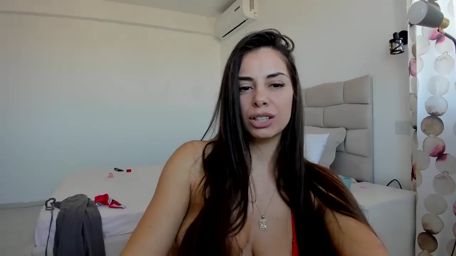 Gallery image thumbnail from Krys_'s myfreecams stream on, 03/07/2026, 10:53 image 15 of 20