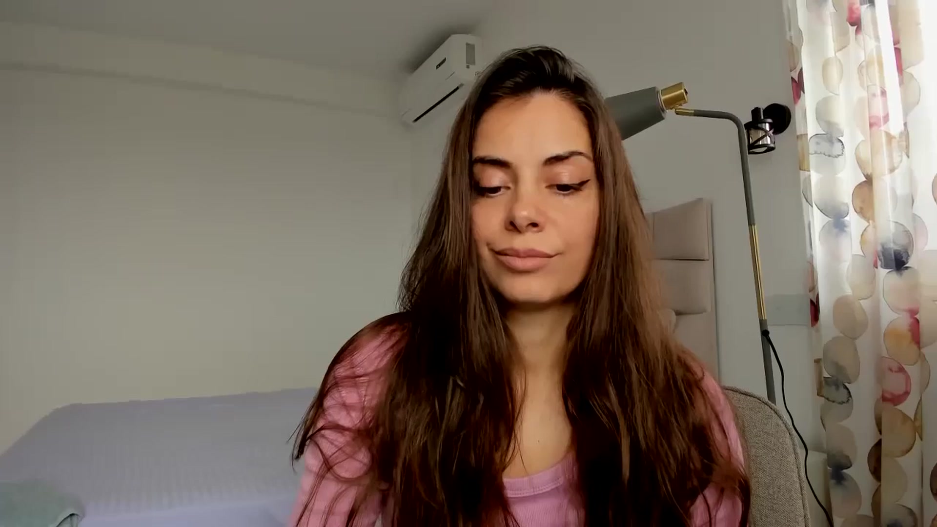 Gallery image thumbnail from Krys_'s myfreecams stream on, 03/31/2026, 09:27 image 20 of 20