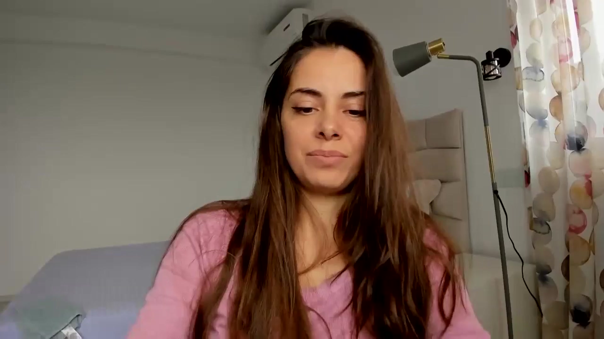 Gallery image thumbnail from Krys_'s myfreecams stream on, 03/31/2026, 09:27 image 10 of 20
