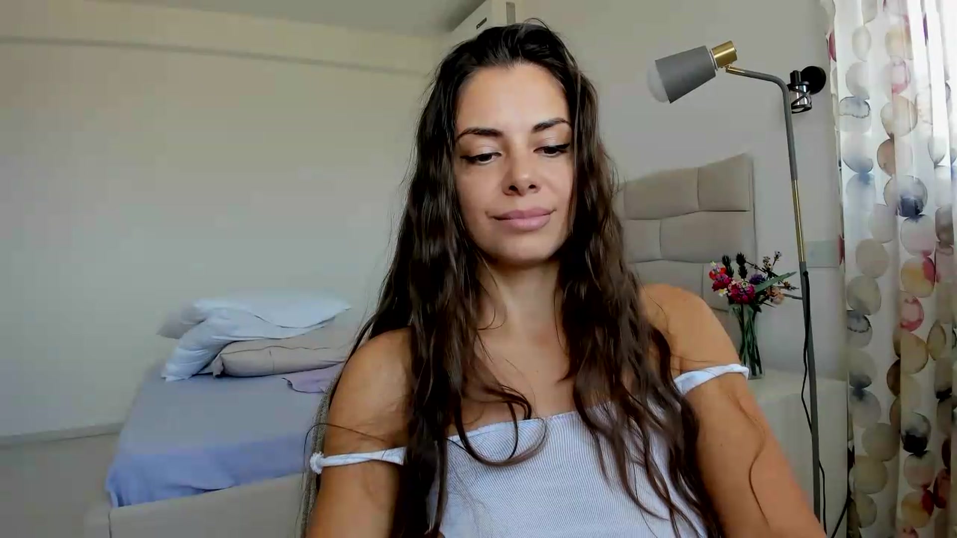 Gallery image thumbnail from Krys_'s myfreecams stream on, 06/21/2026, 09:43 image 16 of 20