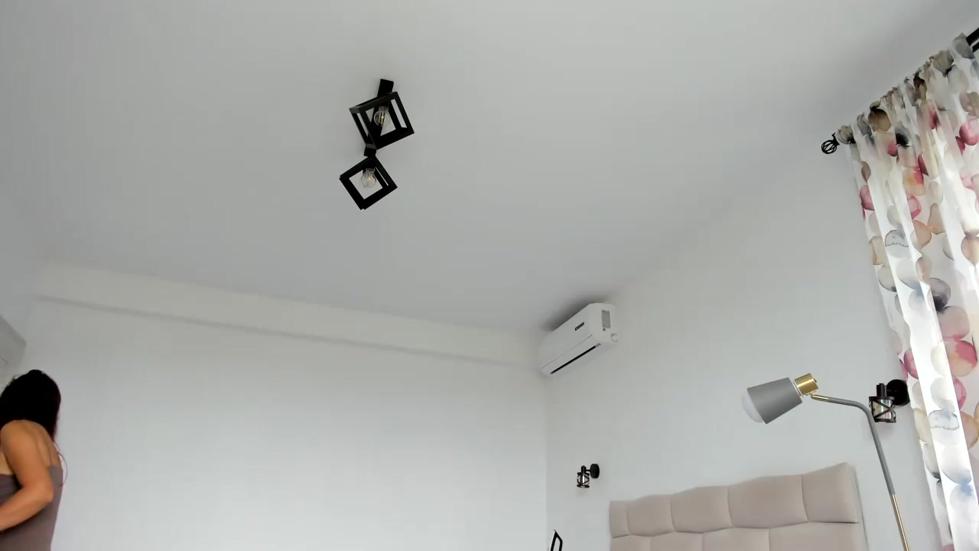 Gallery image thumbnail from Krys_'s myfreecams stream on, 07/23/2026, 08:54 image 3 of 20