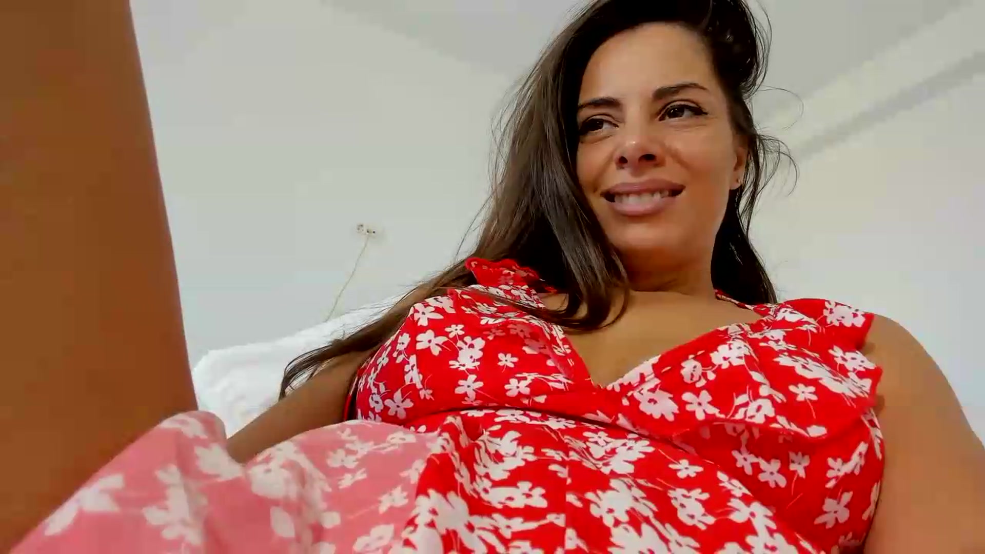 Gallery image thumbnail from Krys_'s myfreecams stream on, 07/29/2026, 07:06 image 10 of 20