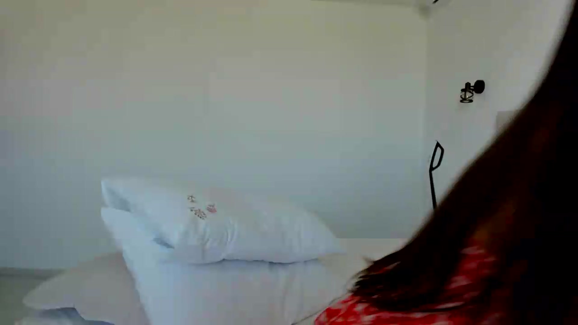 Gallery image thumbnail from Krys_'s myfreecams stream on, 07/29/2026, 09:08 image 16 of 20