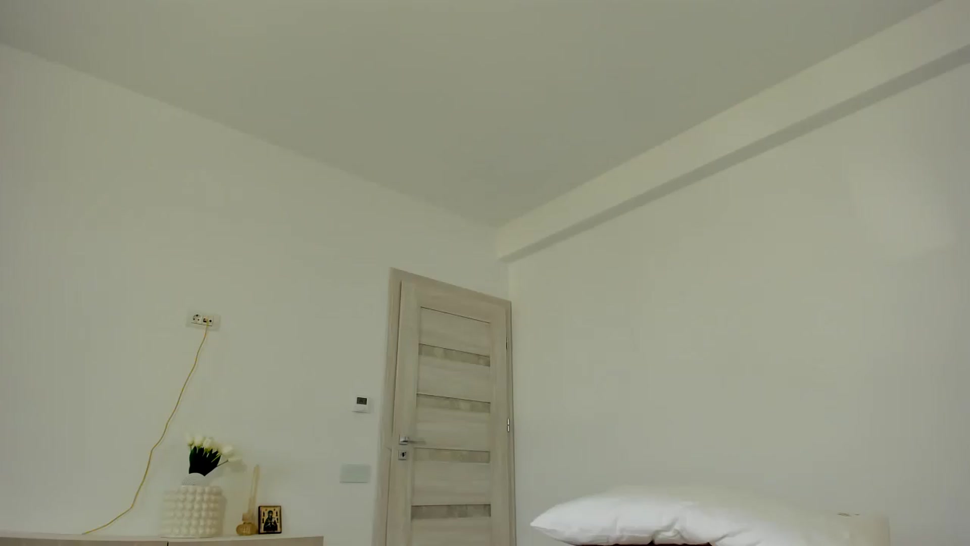 Gallery image thumbnail from Krys_'s myfreecams stream on, 08/07/2026, 08:52 image 1 of 20