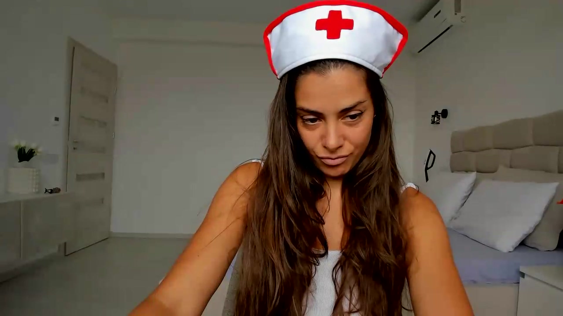 Gallery image thumbnail from Krys_'s myfreecams stream on, 09/12/2026, 08:43 image 11 of 20