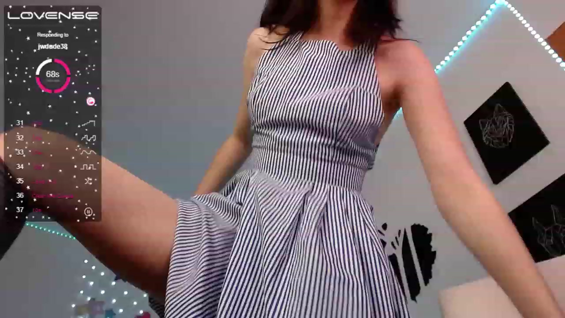 Gallery image thumbnail from Krystal4Boys's myfreecams stream on, 02/01/2023, 24:27 image 6 of 20