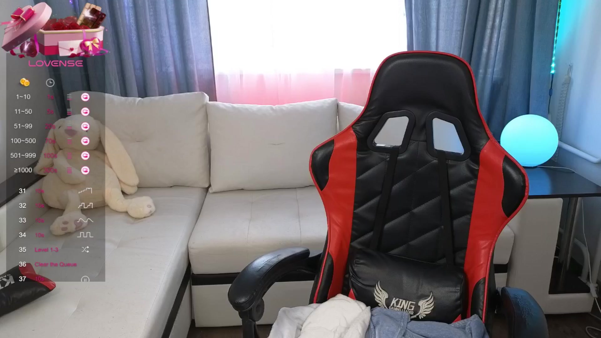 Gallery image thumbnail from Krystal4Boys's myfreecams stream on, 04/16/2024, 05:35 image 19 of 20