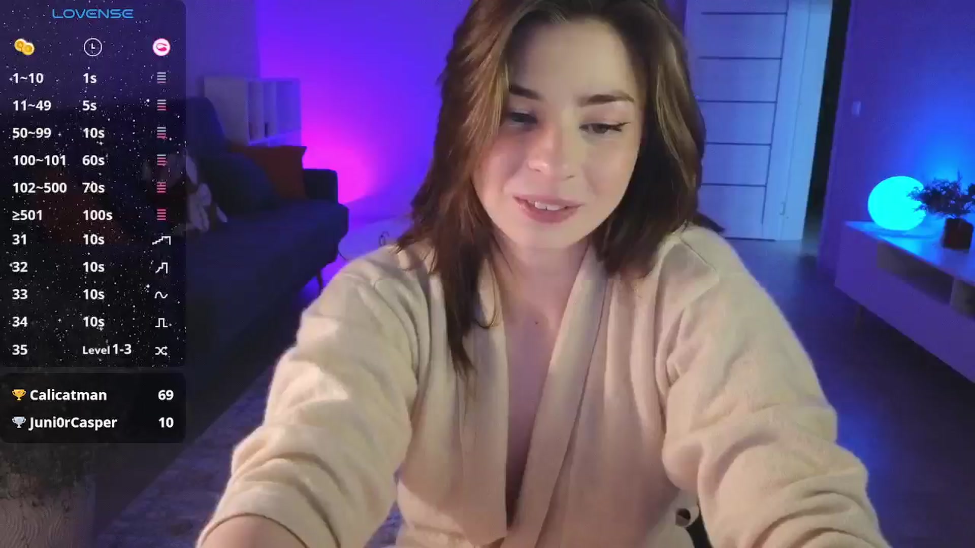 Gallery image thumbnail from Krystal4Boys's myfreecams stream on, 11/30/2024, 21:16 image 2 of 20